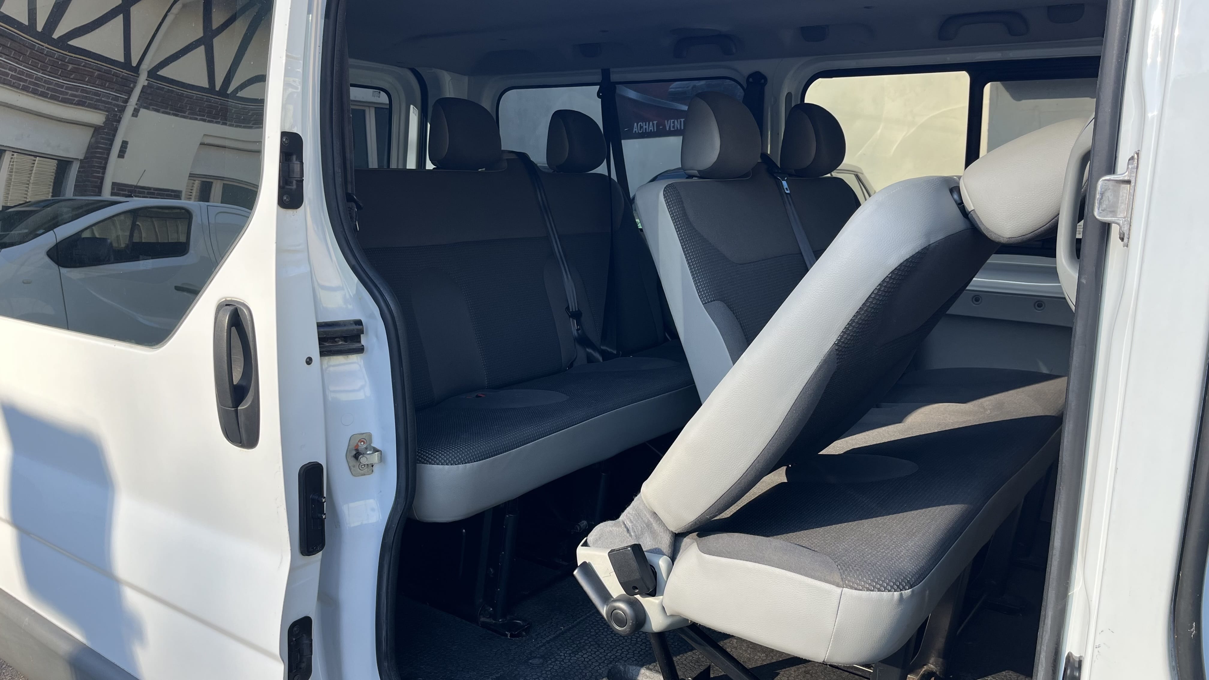 Opel Vivaro 2.0DCi