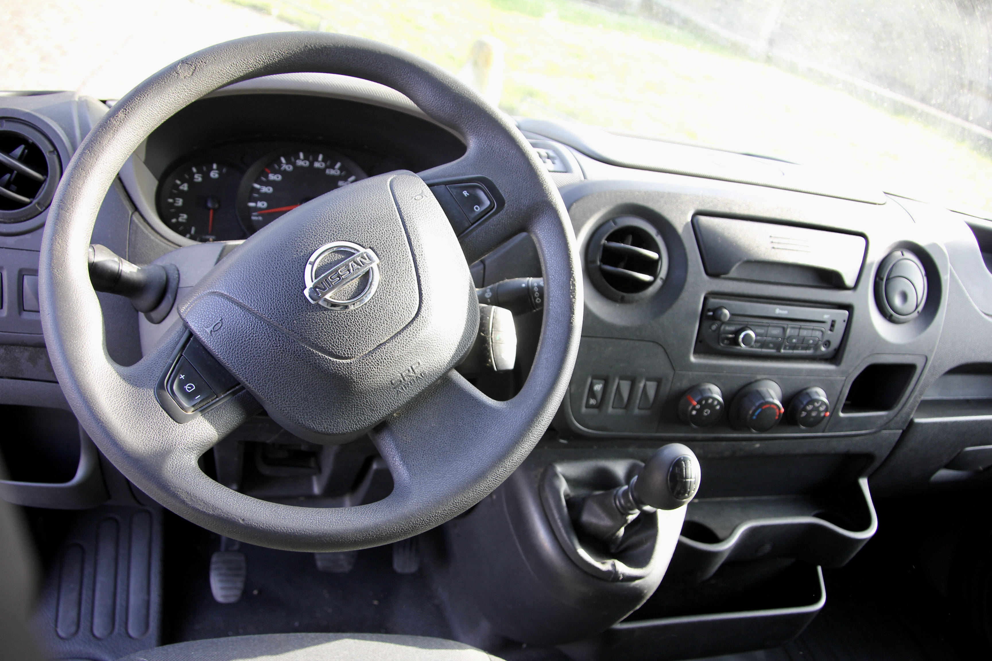 Nissan NV400