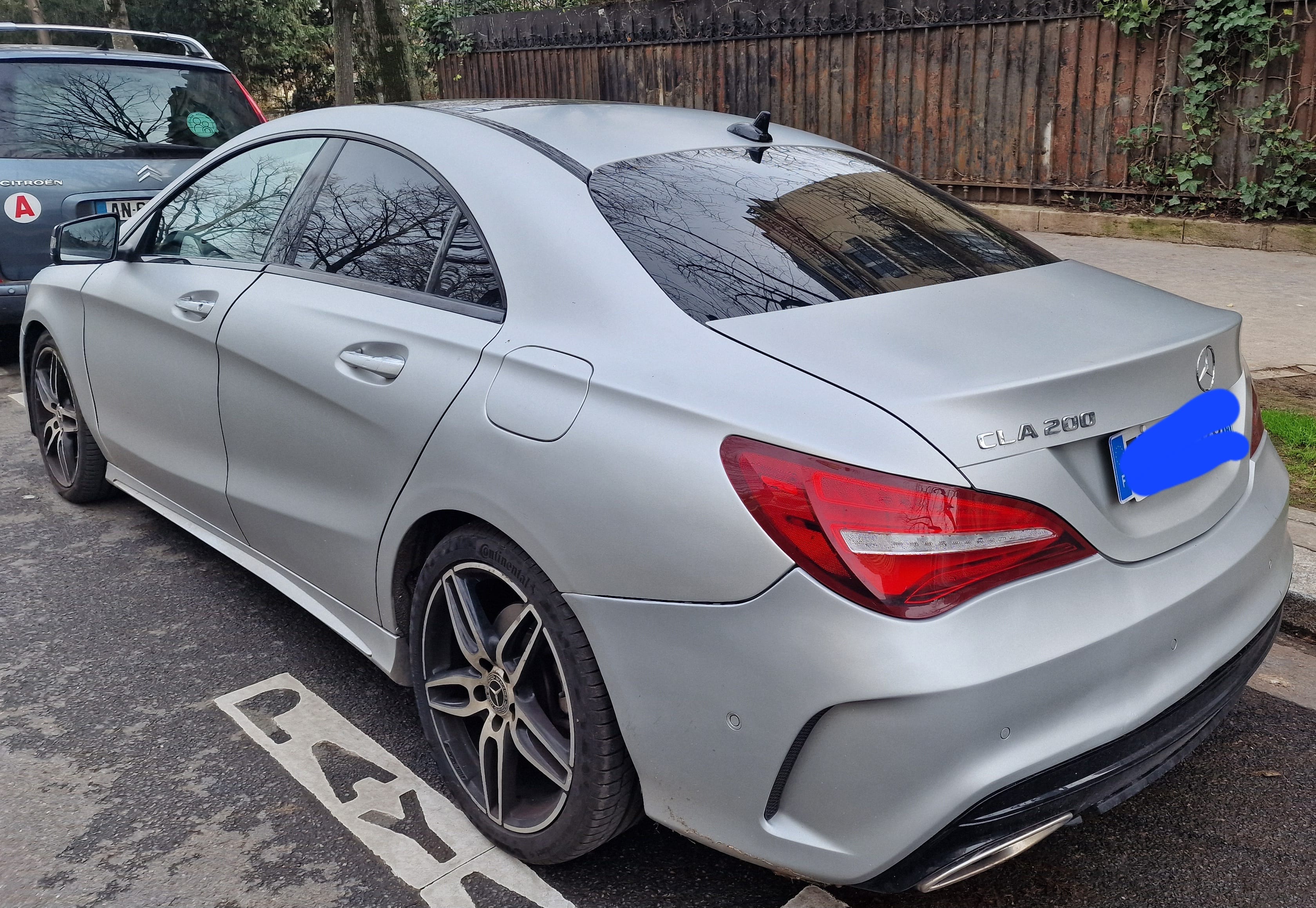 Mercedes-Benz Classe CLA avec GPS