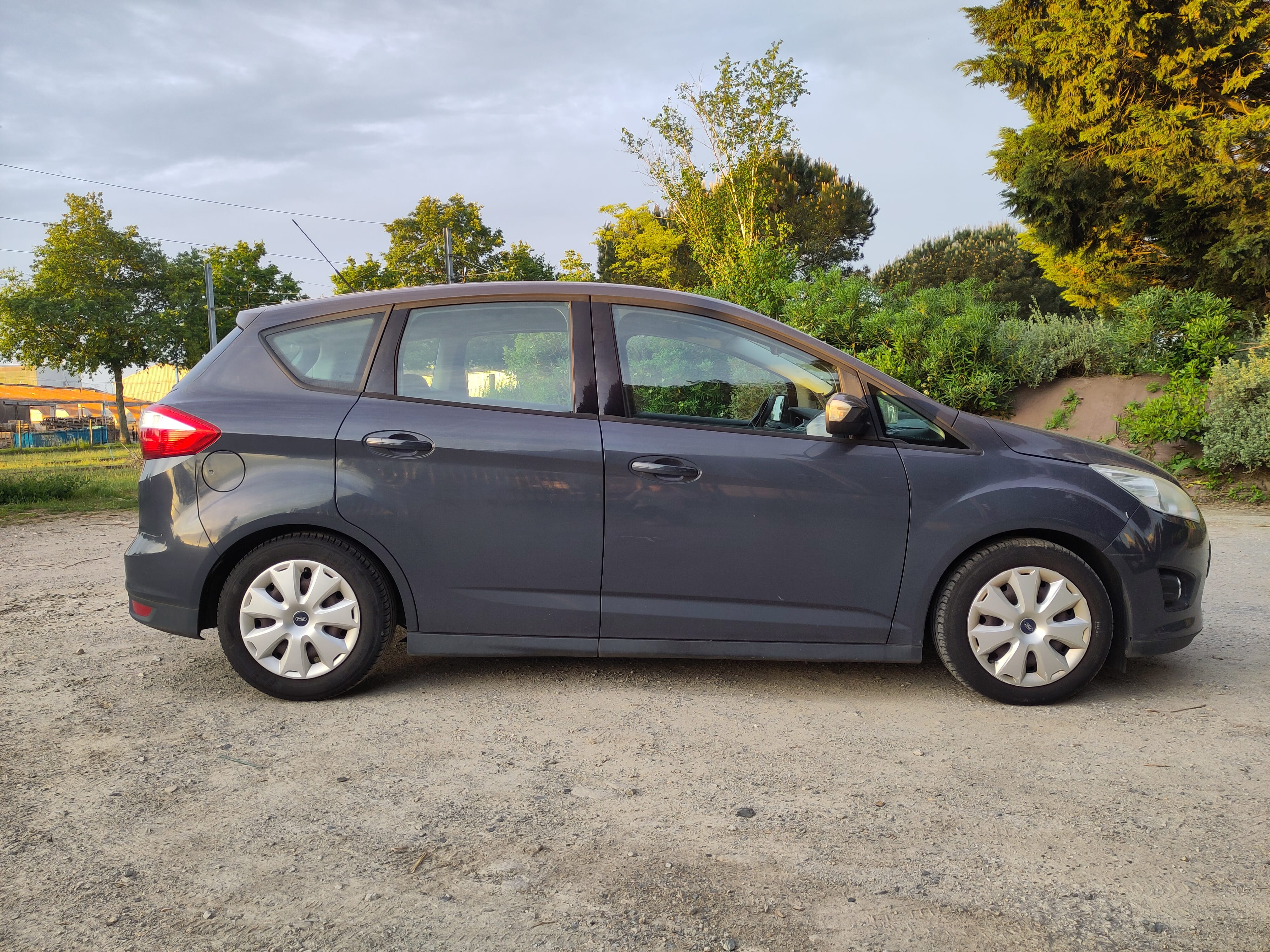 Ford C-Max avec Climatisation
