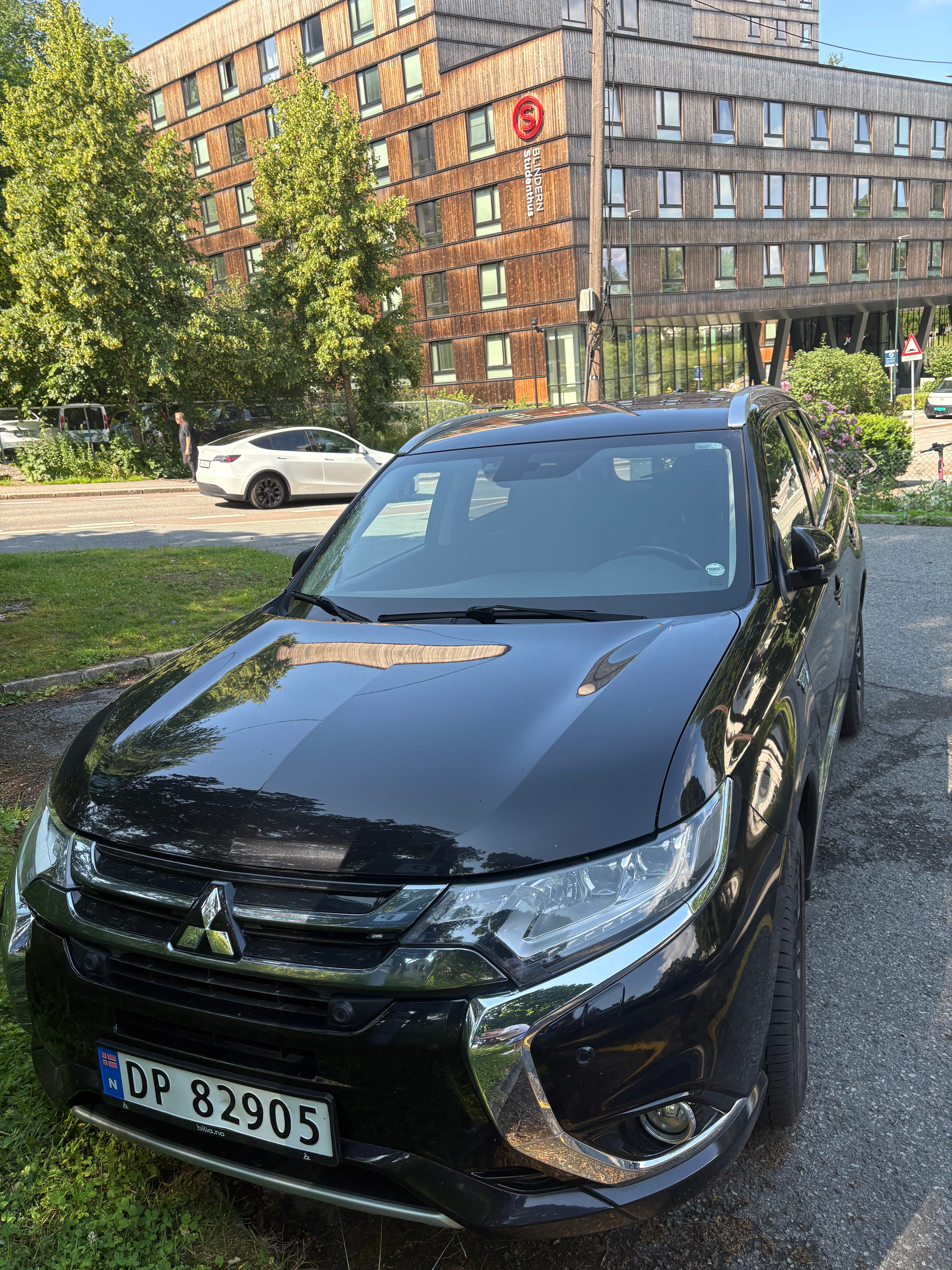 Mitsubishi Outlander Hybrid, 2015, Blyfri 95, automatisk