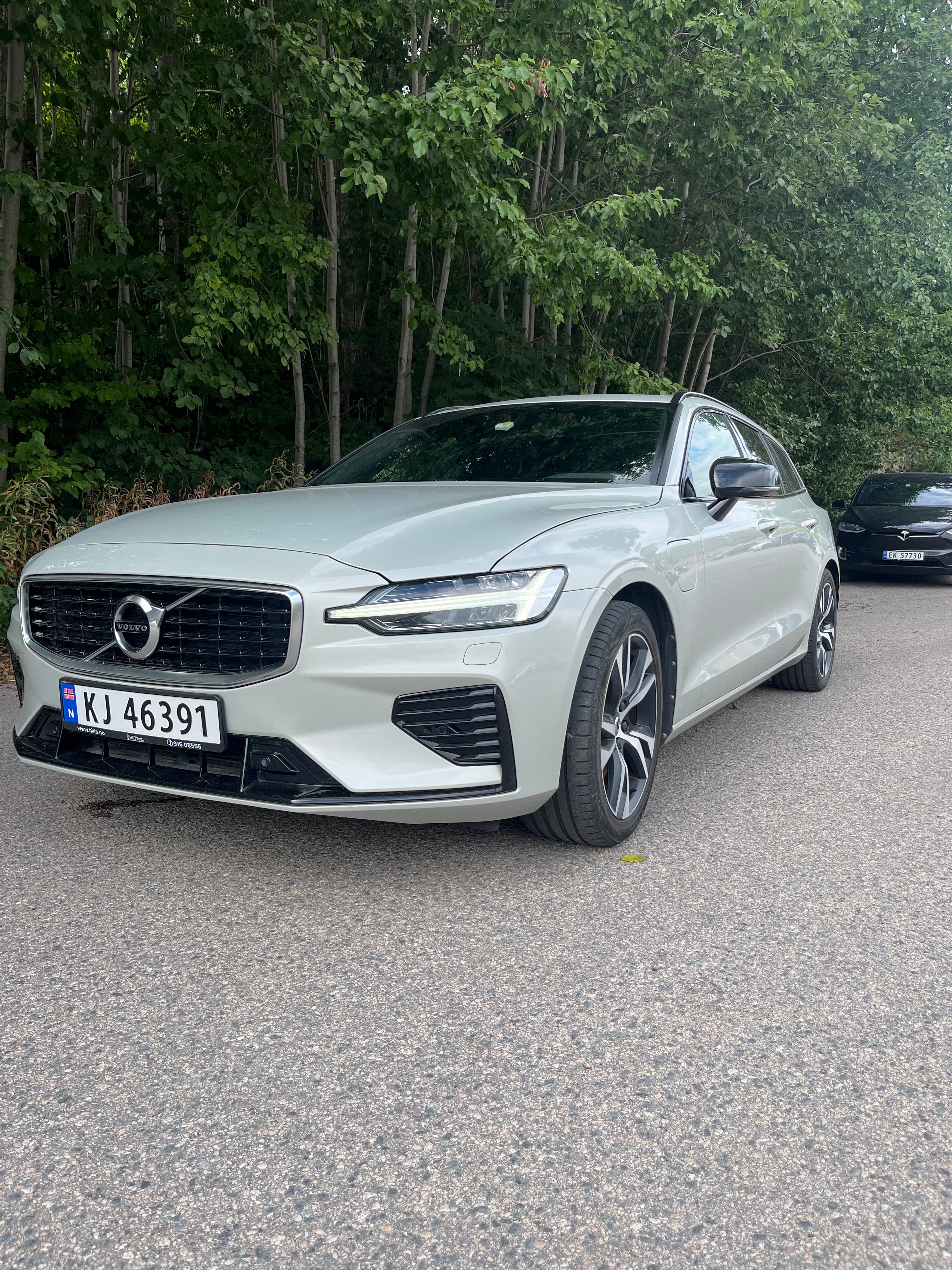 Volvo V60 T8 Twin Engine, 2019, Blyfri 95 / Elektrisk (hybrid), automatisk