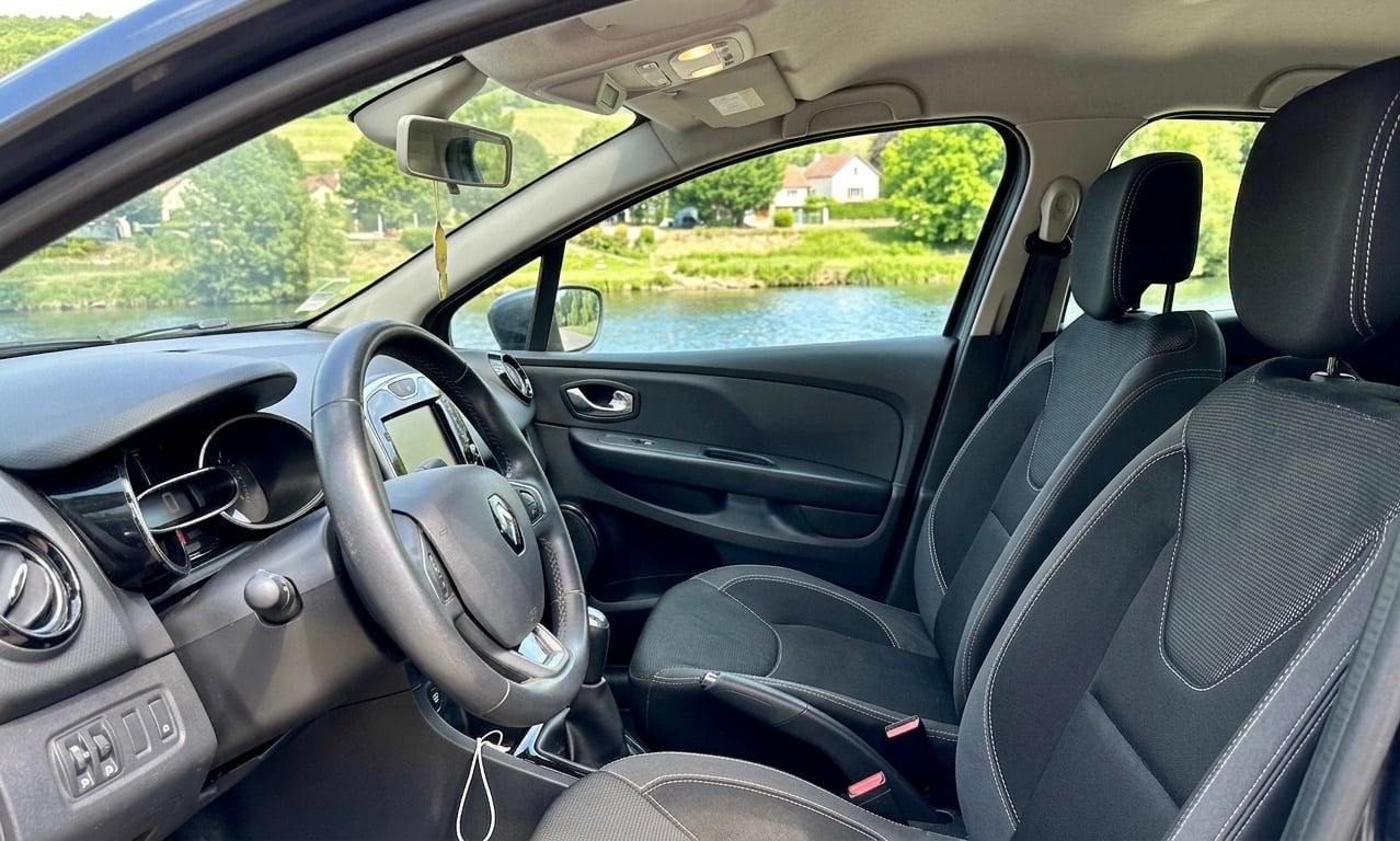 Renault Clio avec Port USB
