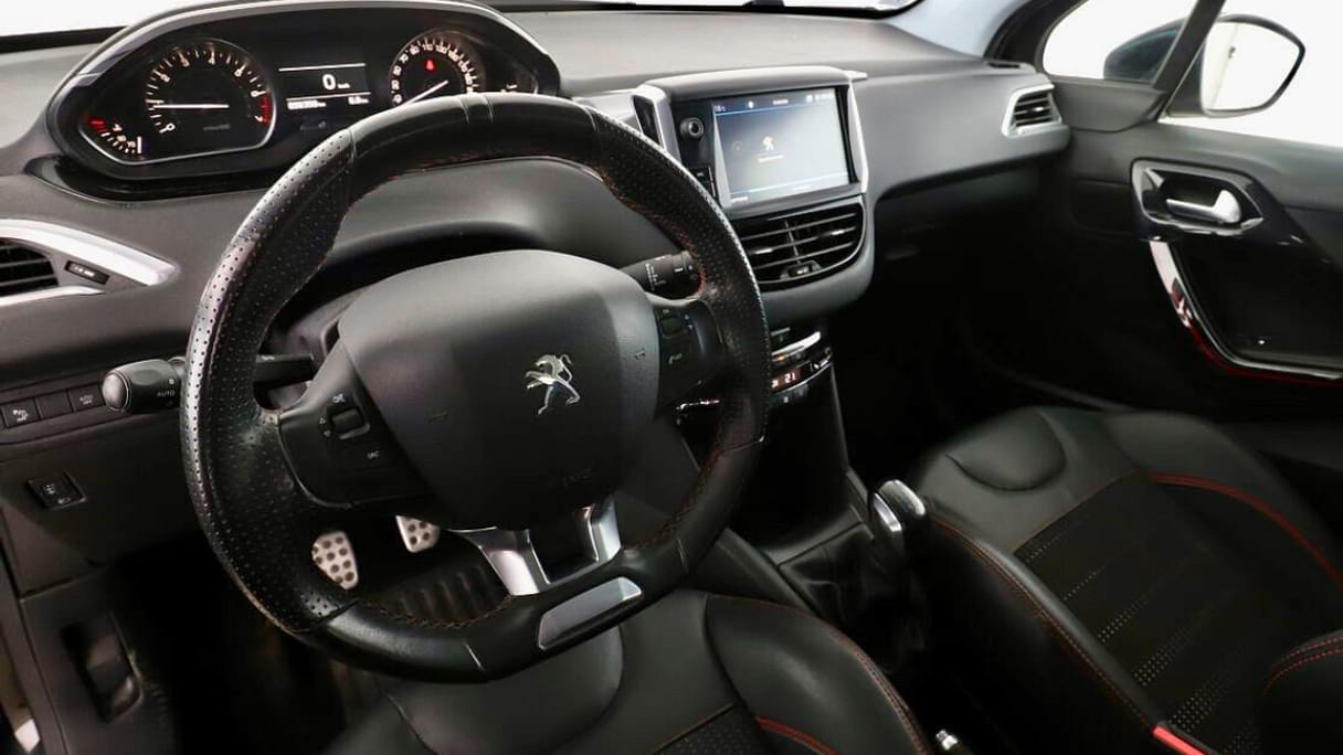 Peugeot 208 Style/ES avec Régulateur de vitesse