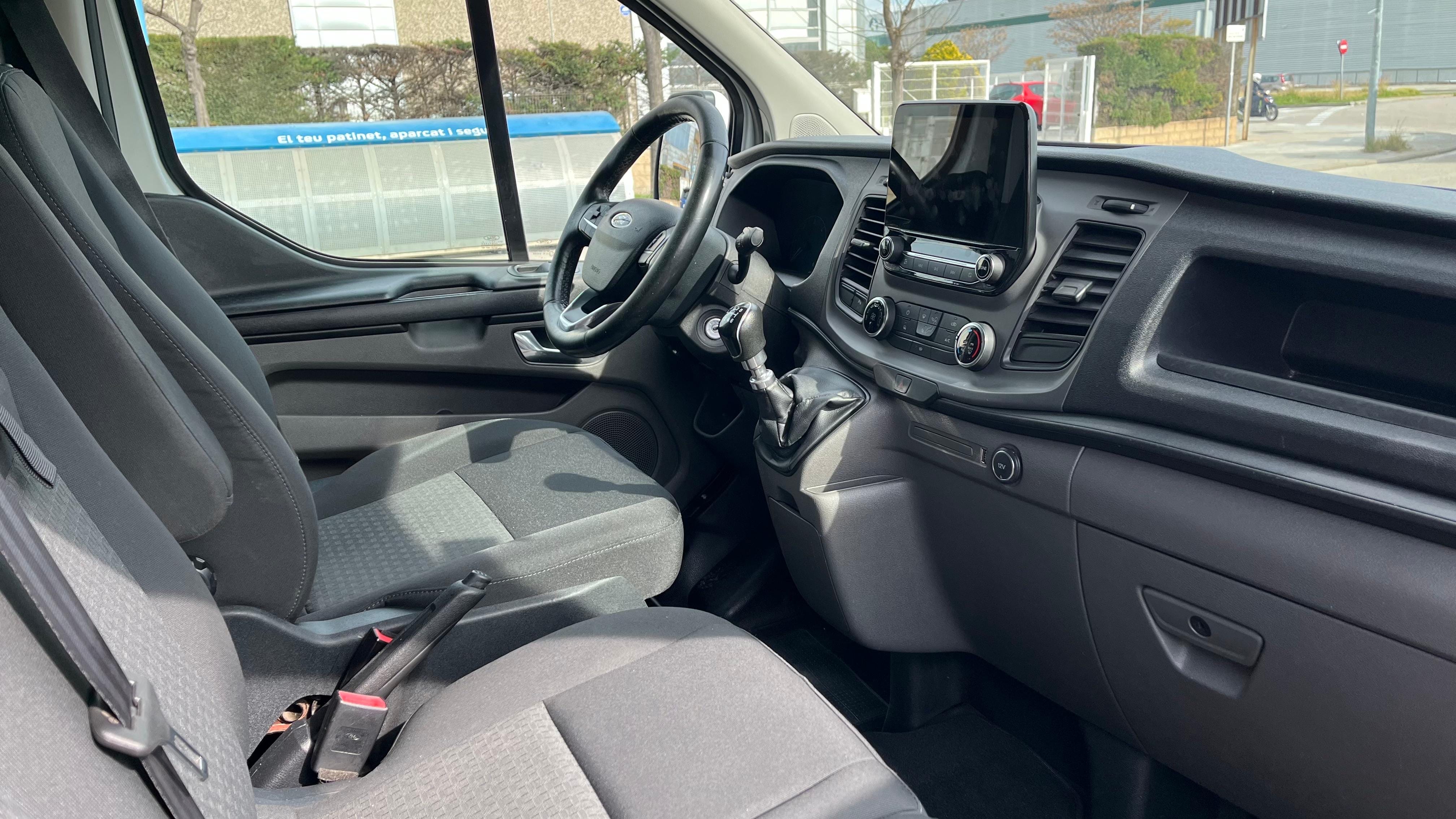 Ford Transit Custom Furgoneta con Entrada de Audio/iPod