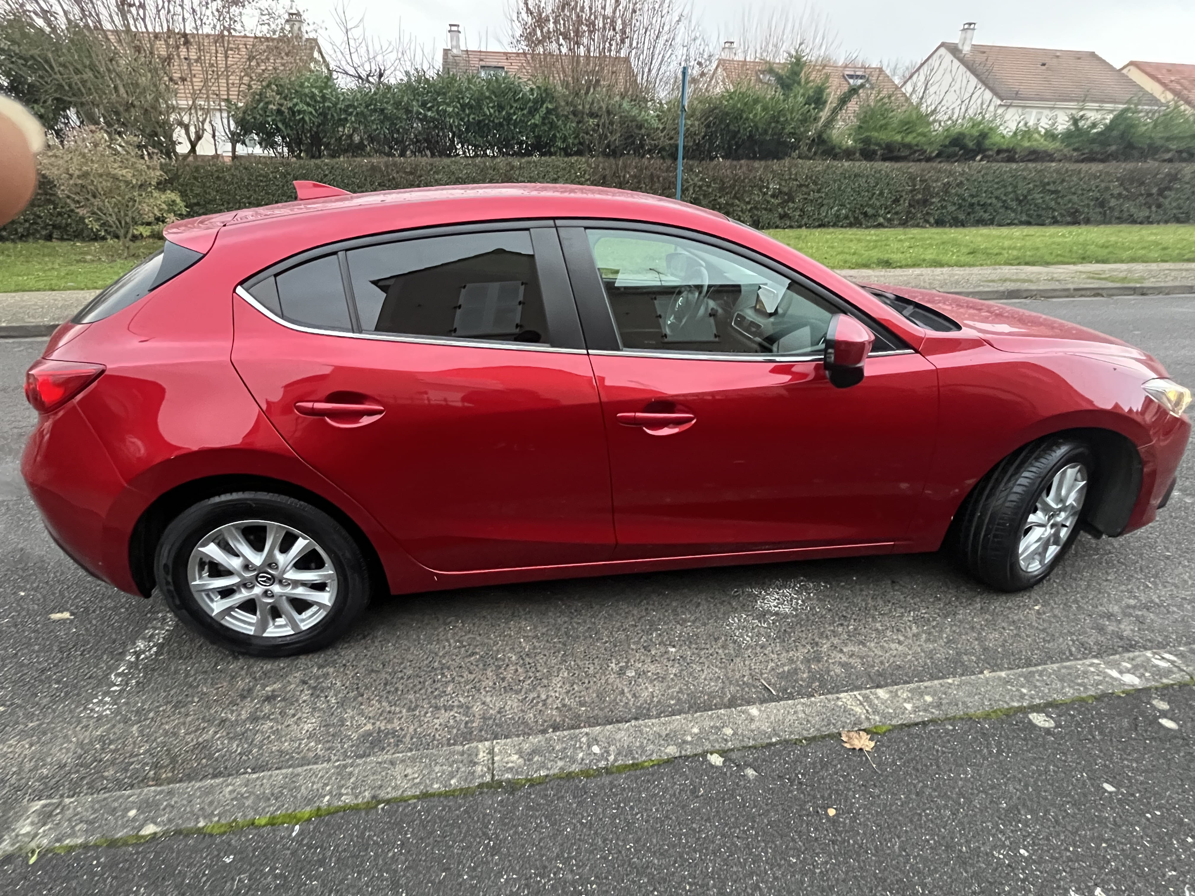 Mazda 3 avec Climatisation