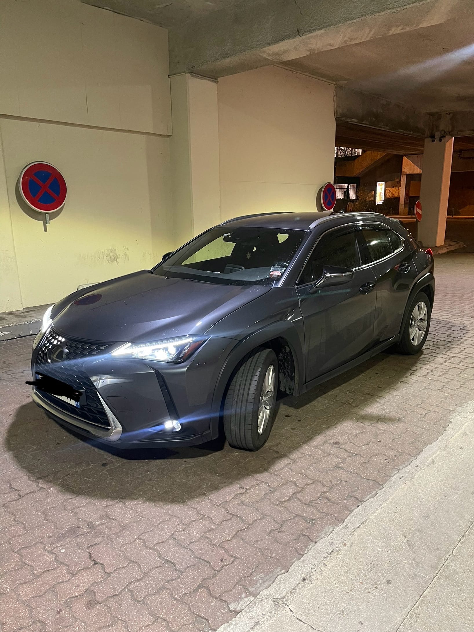 Lexus UX, 2022, Essence 98, automatique