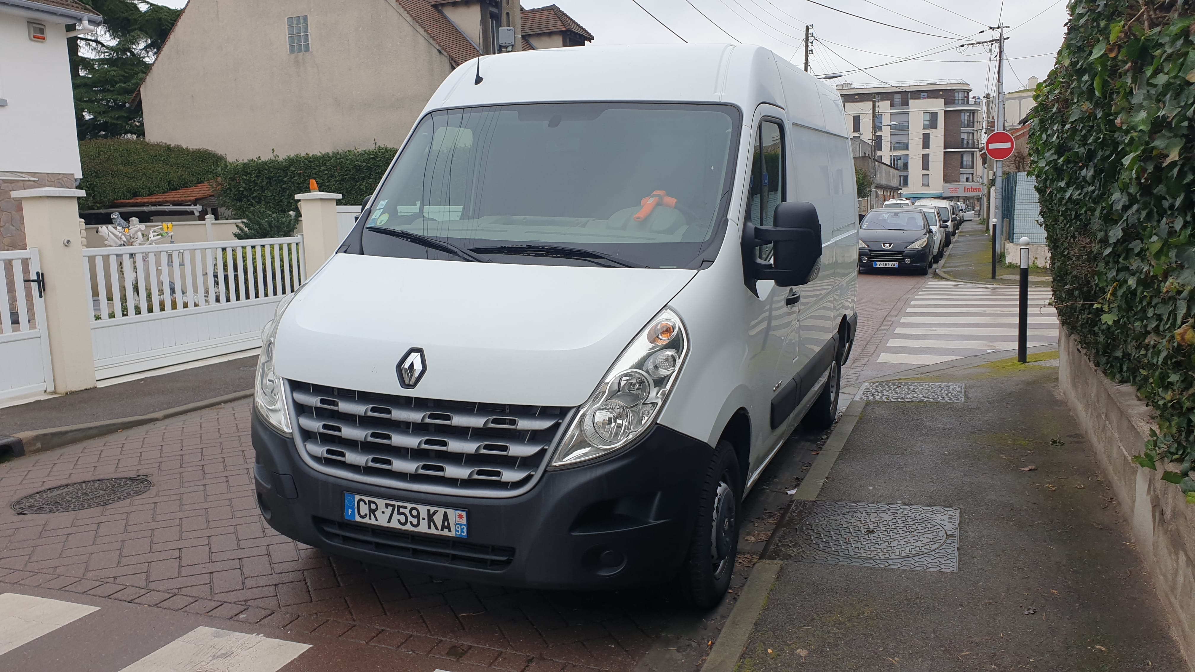 Renault Master L1H2 9m3 - Athis-Mons avec Audio Bluetooth