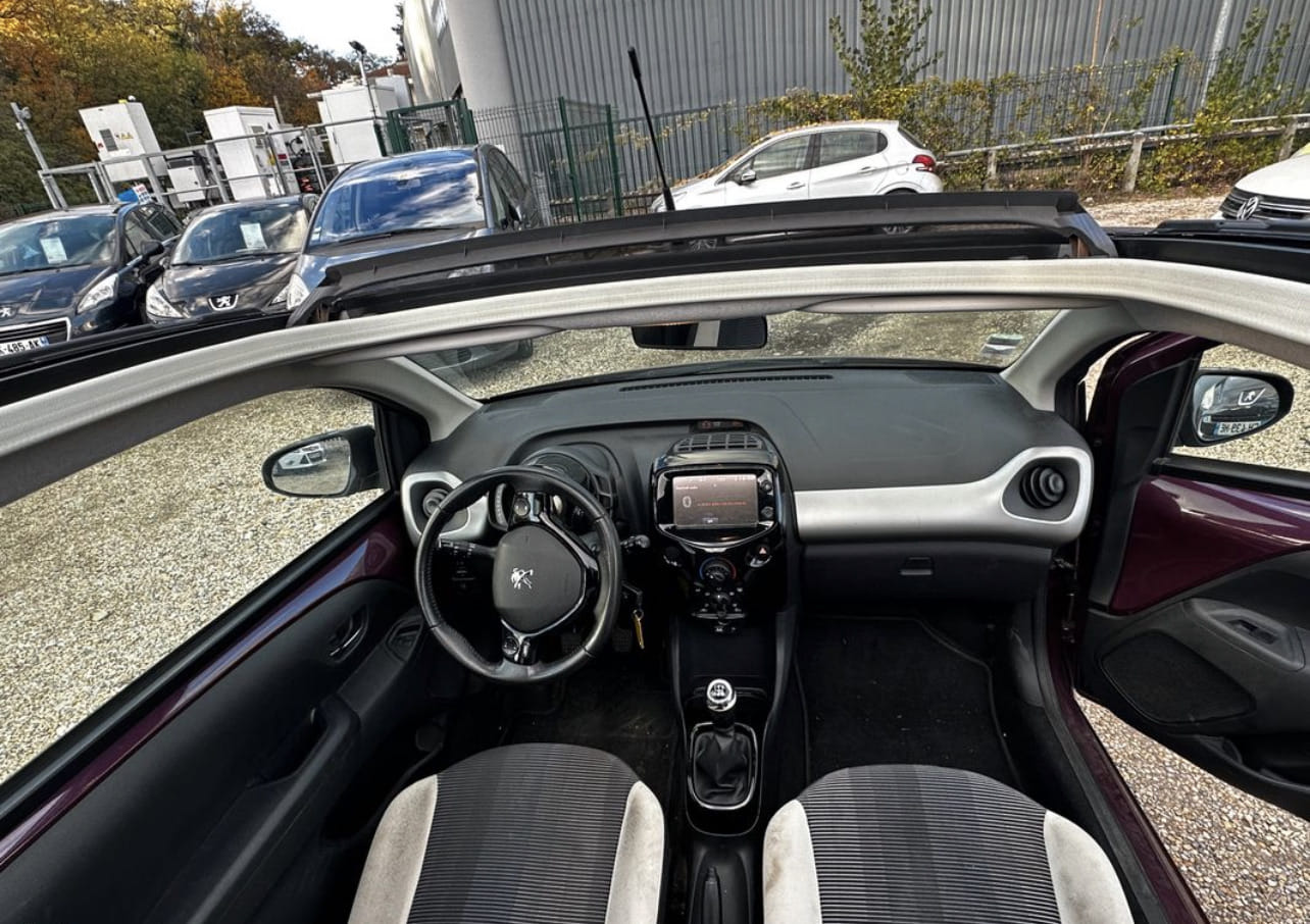 Peugeot 108 Cabriolet avec Audio Bluetooth