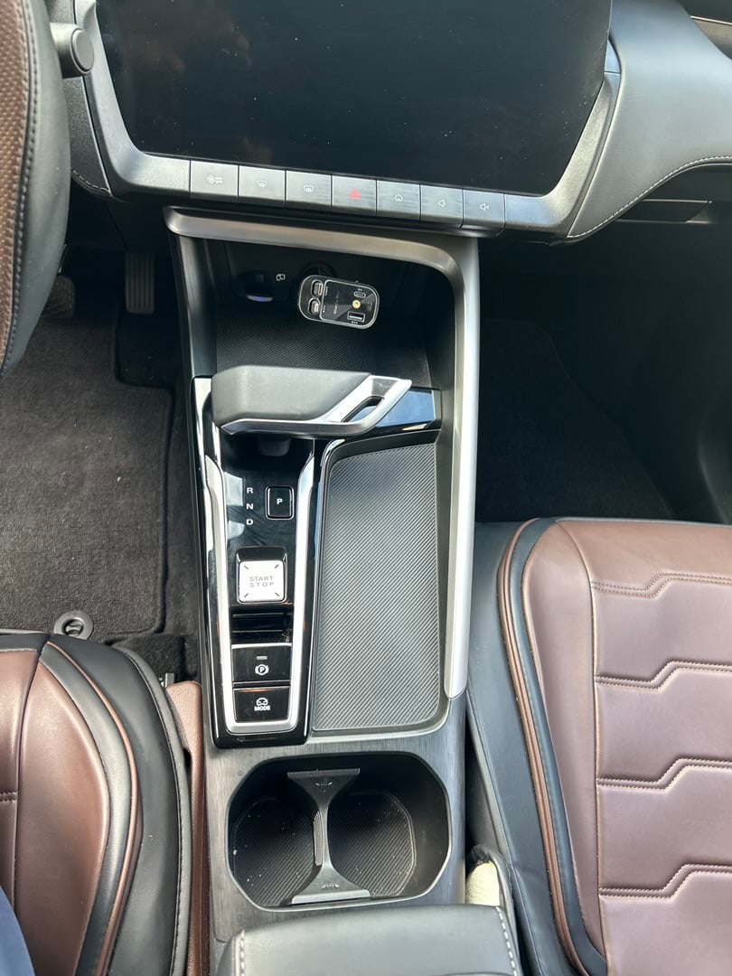 MG ZS avec GPS