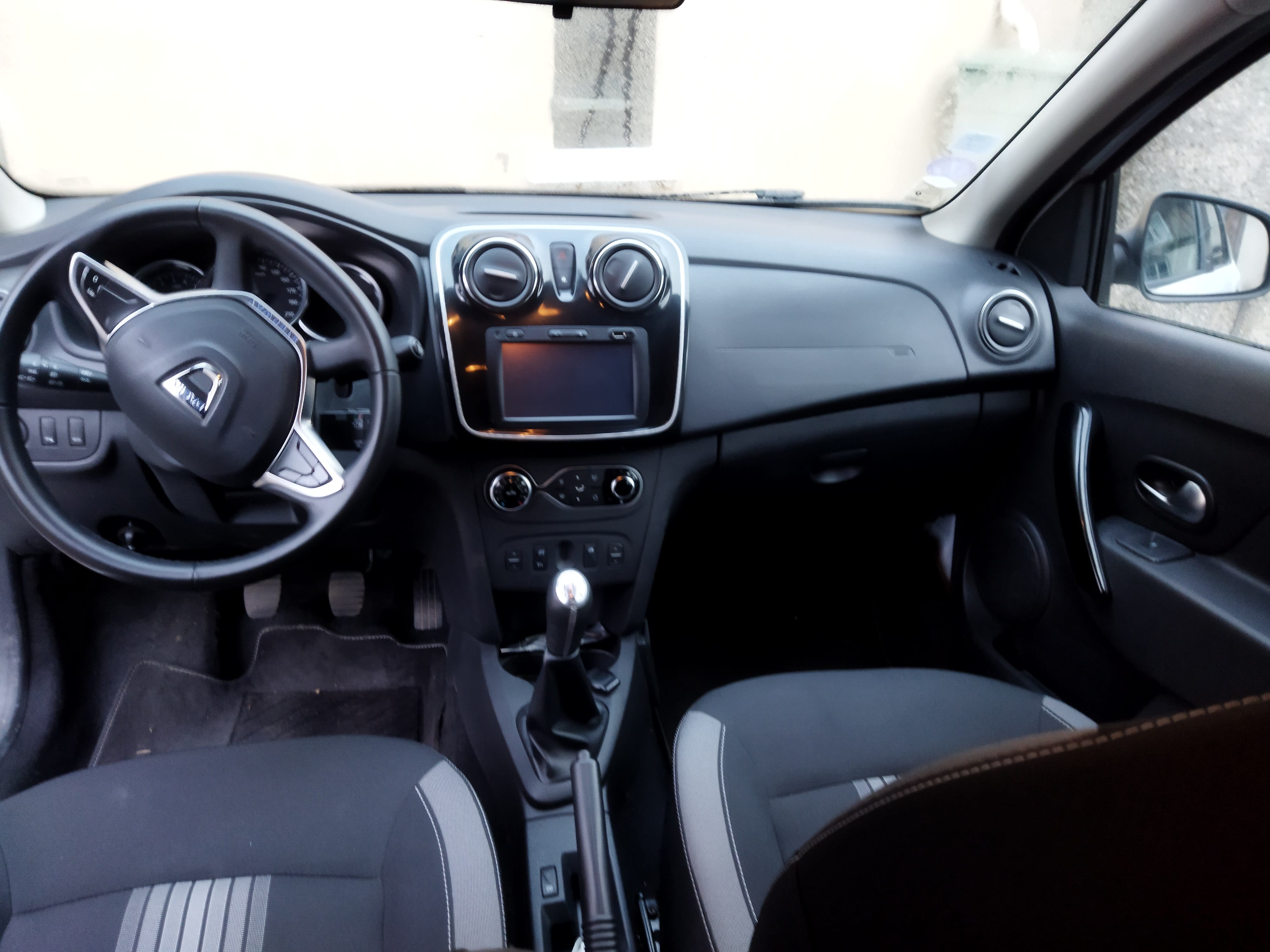 Dacia Logan MCV 0.9 TCE Stepway avec Régulateur de vitesse