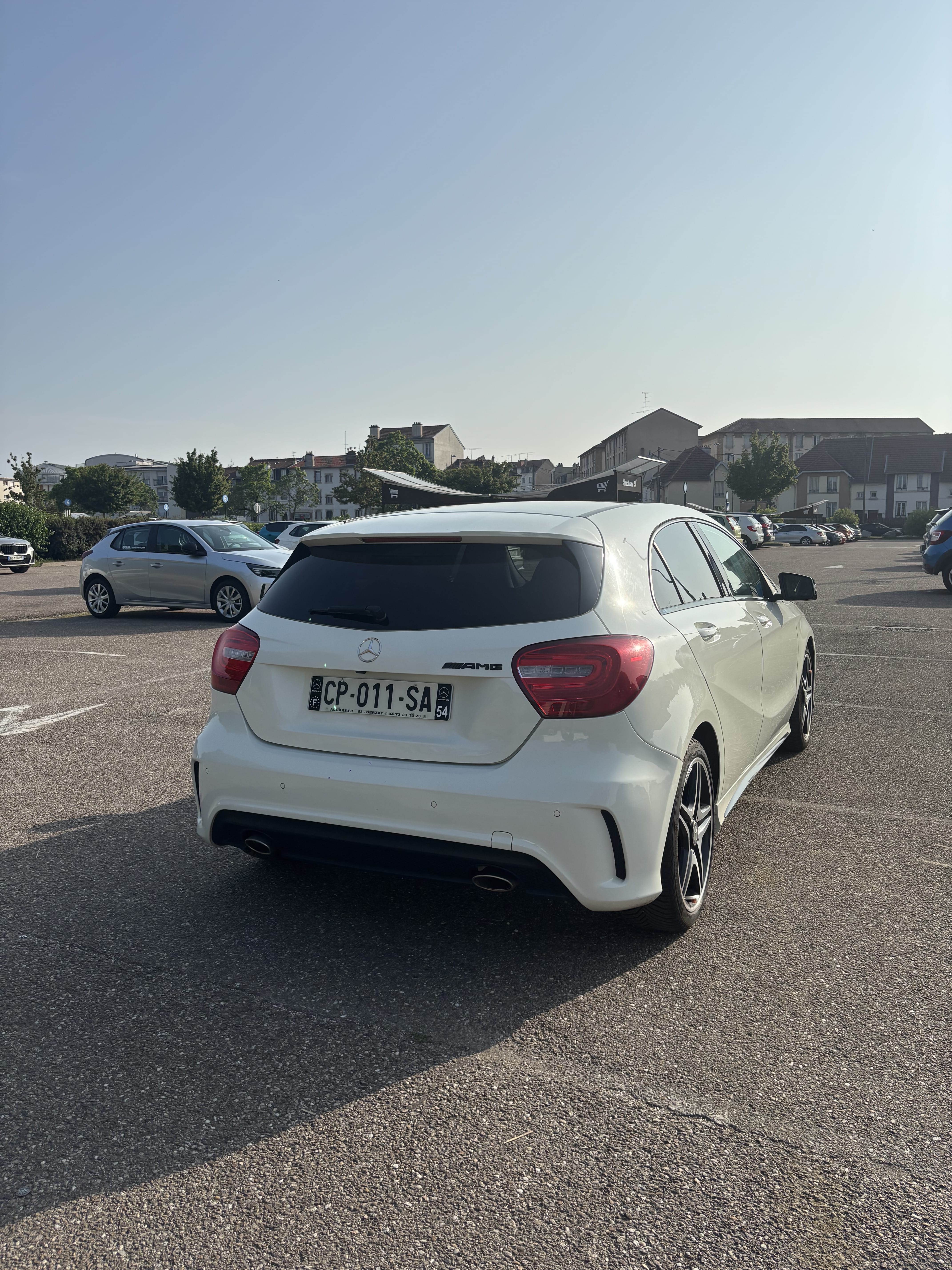 Mercedes-Benz Classe A 180 avec GPS