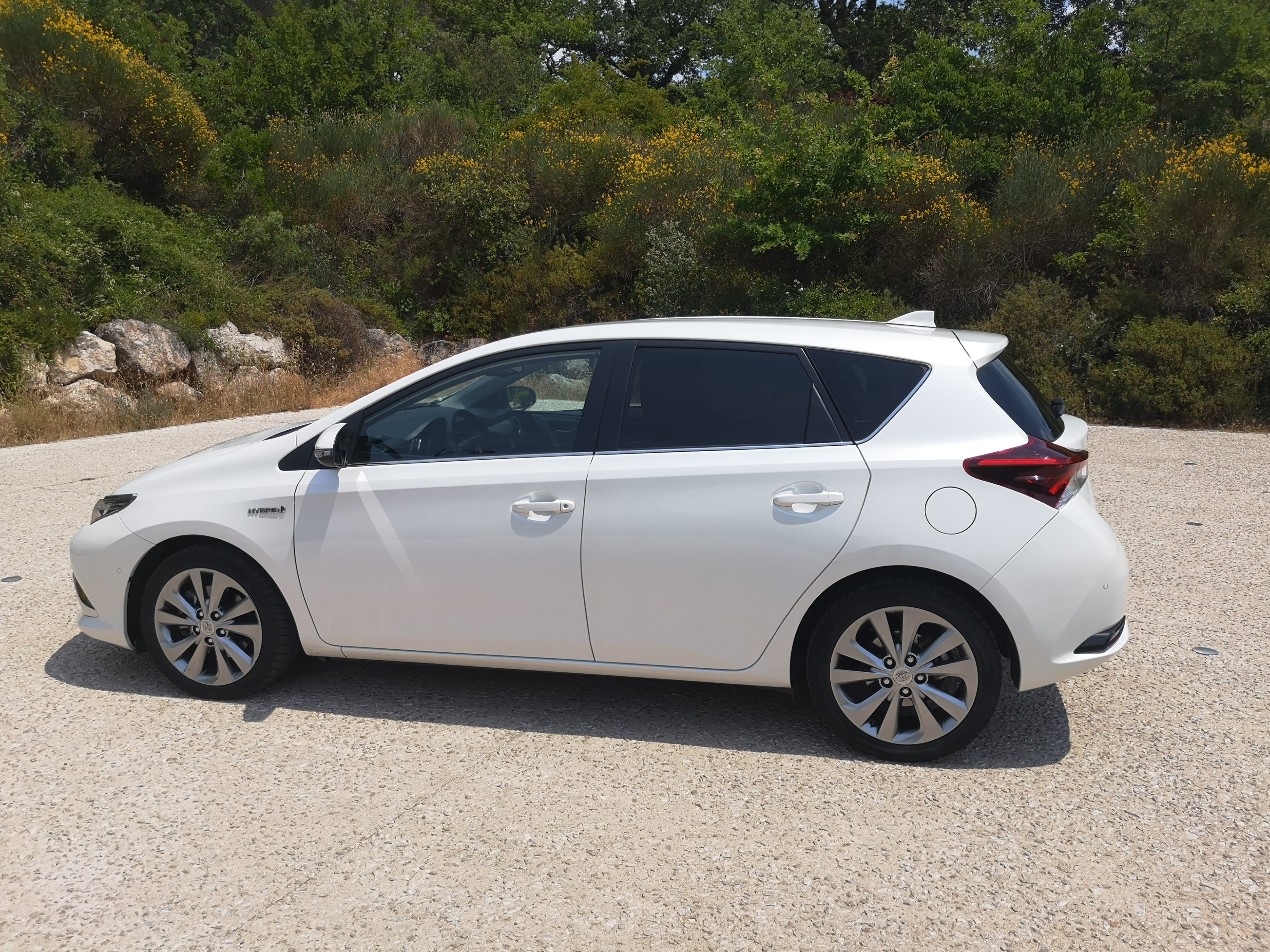 Toyota Auris Hybrid 136 HSD Automatique avec Régulateur de vitesse