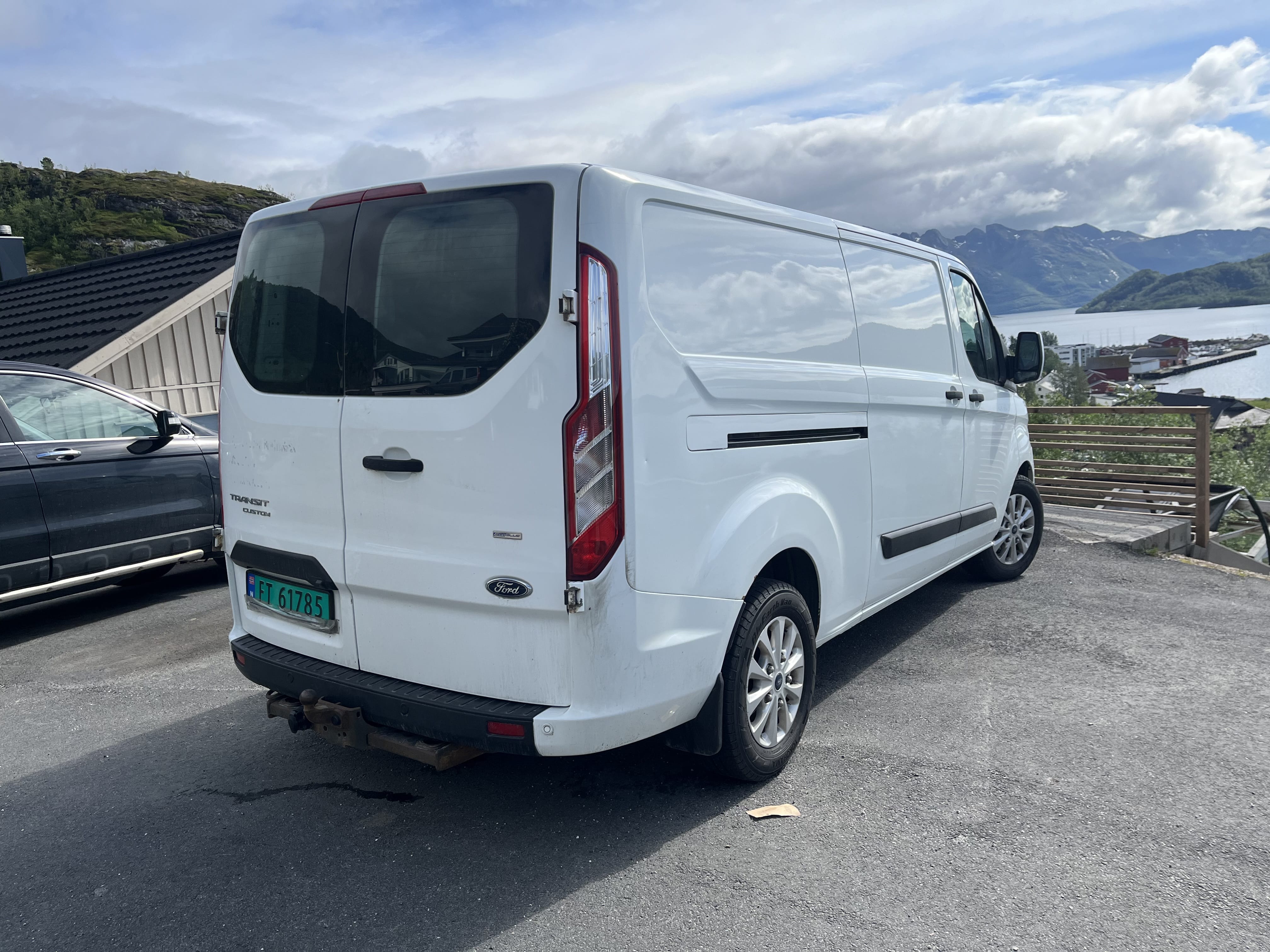 Ford Transit Custom Kombi med Ryggekamera