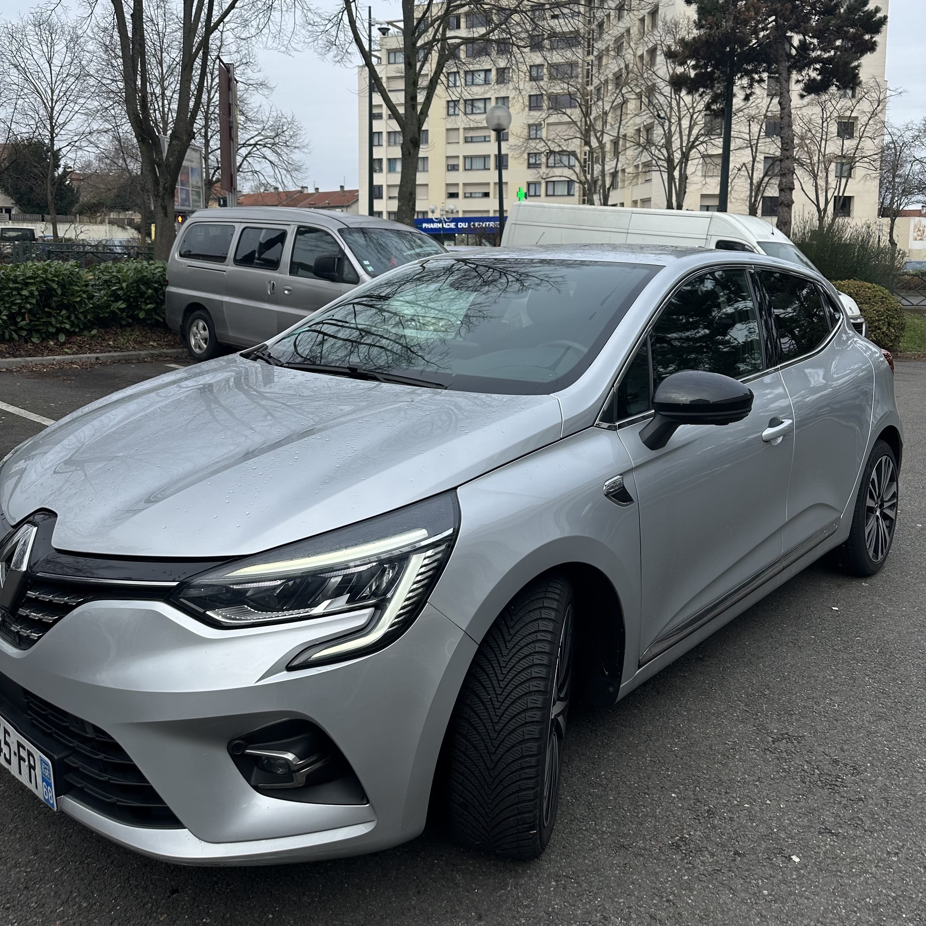 Renault Clio avec Climatisation