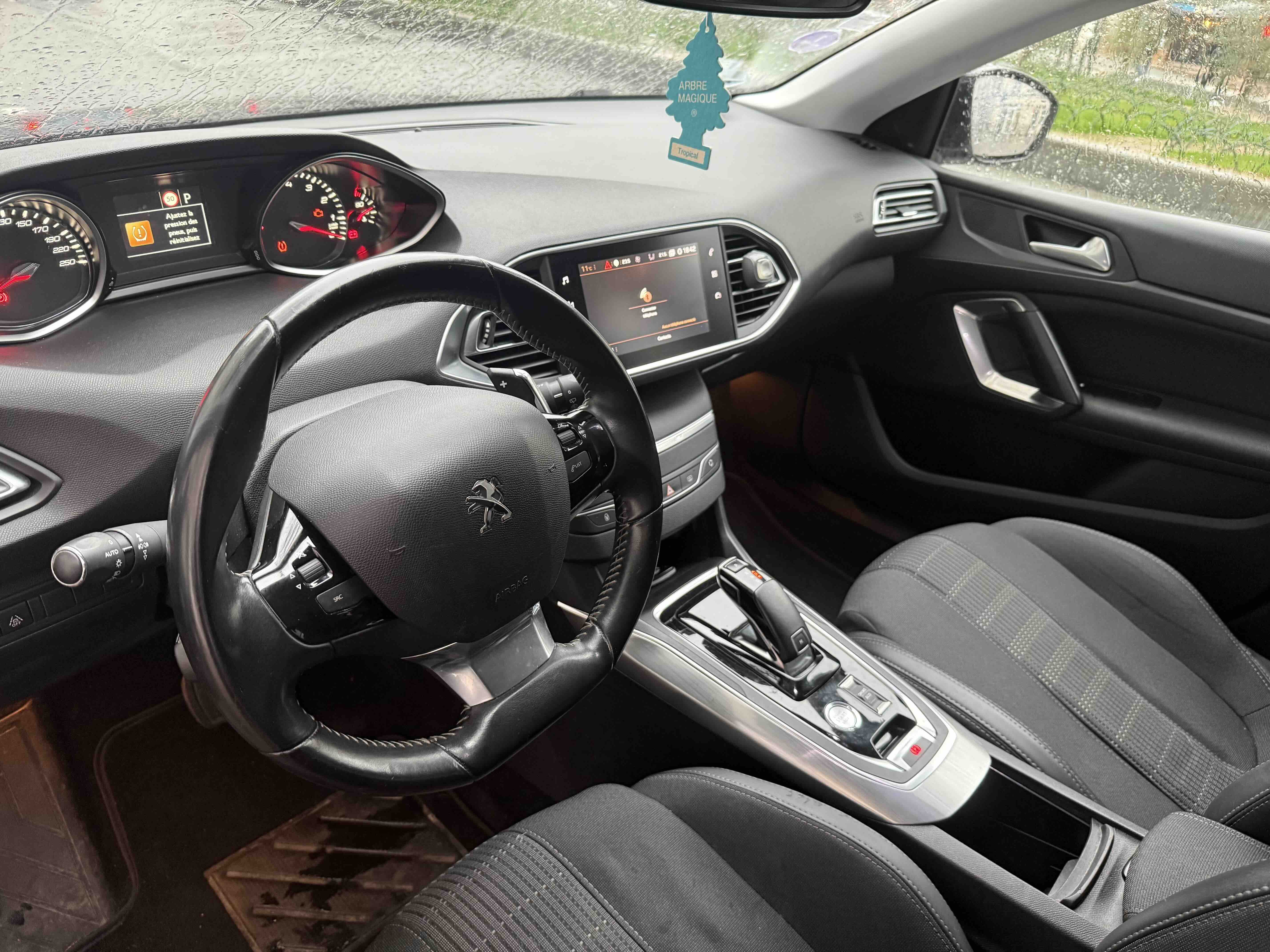 Peugeot 308 avec Régulateur de vitesse