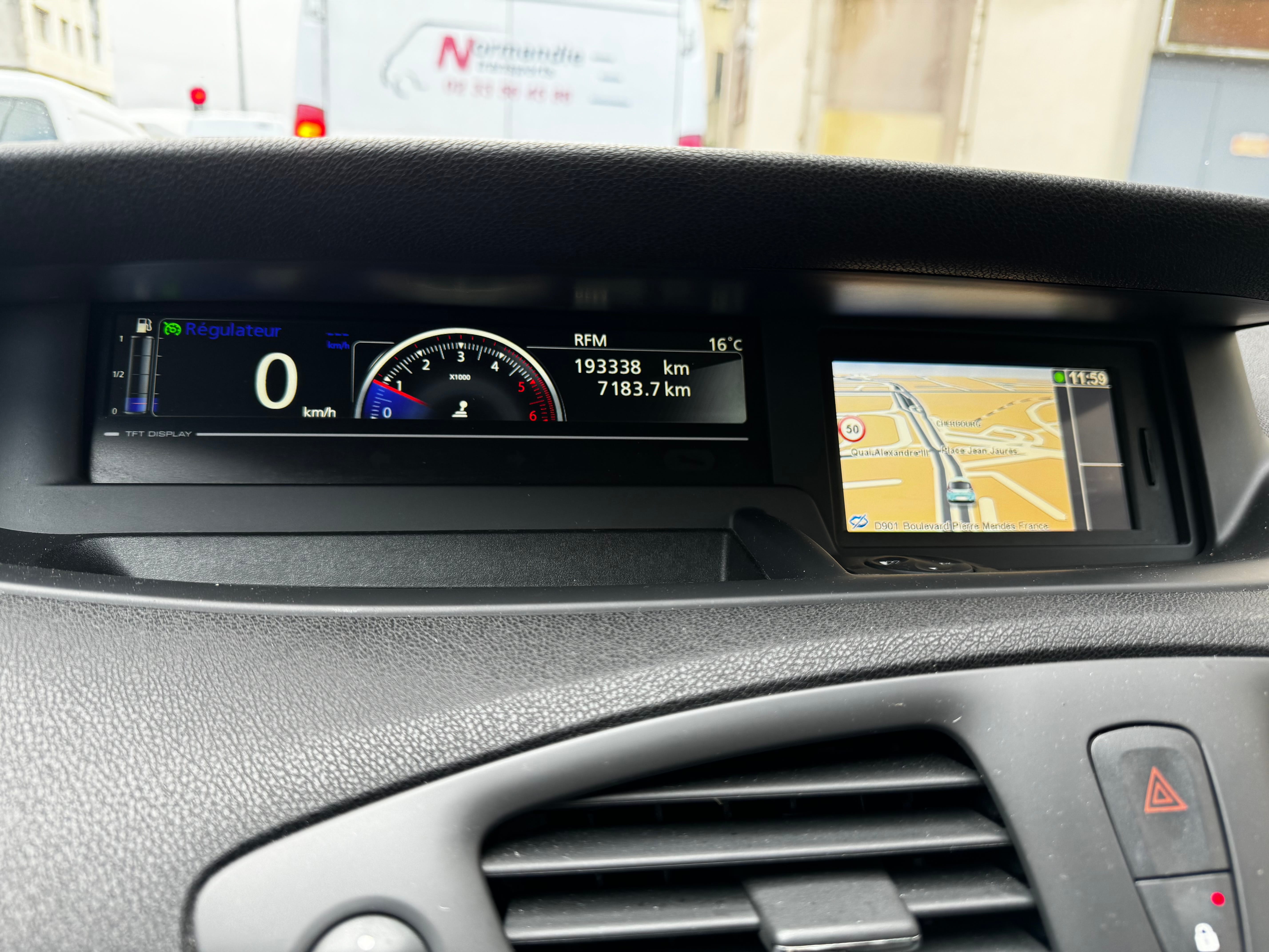 Renault Grand Scenic 1.5dci avec Audio Bluetooth