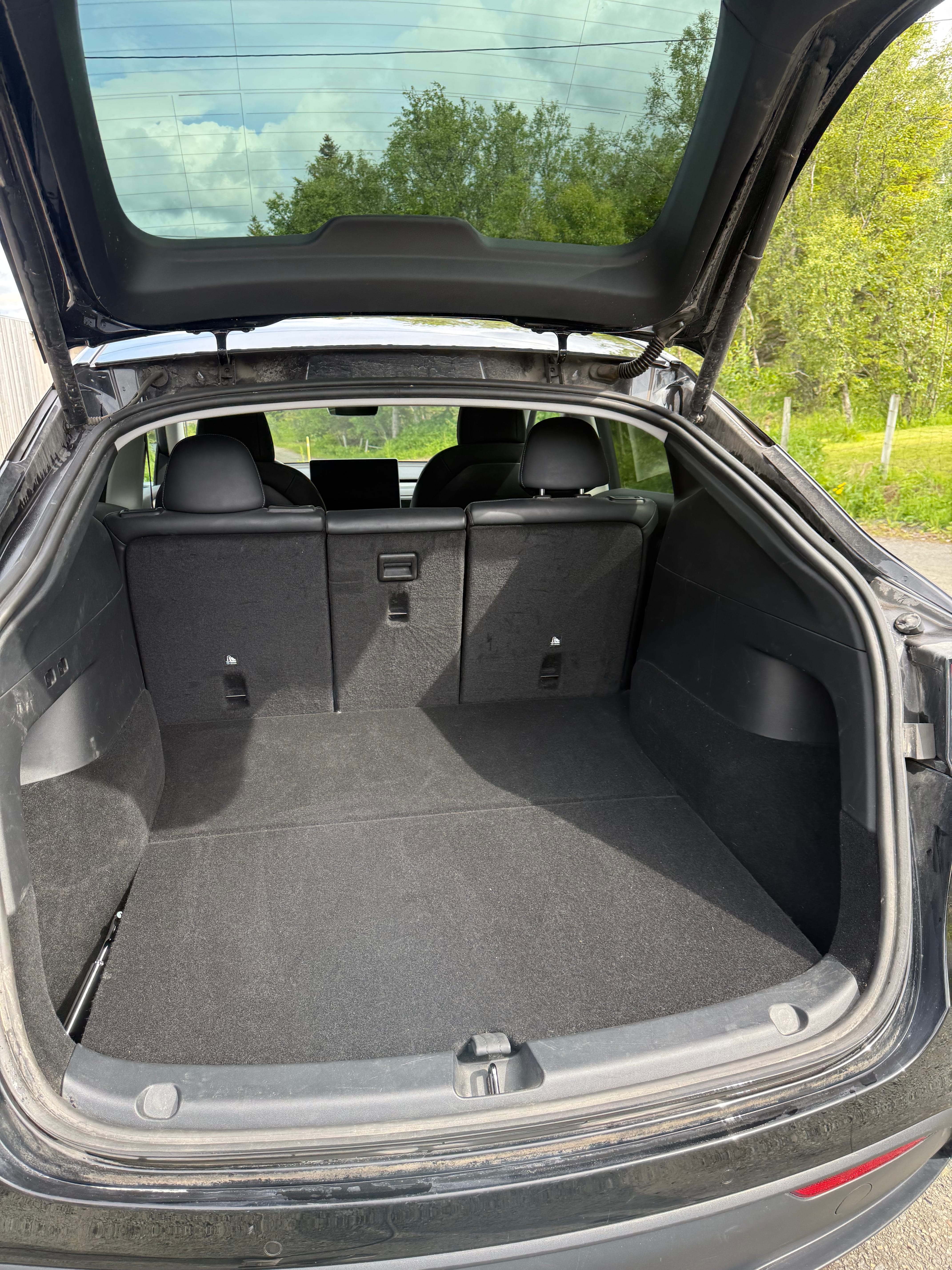 Tesla Model Y Long Range med Firehjulstrekk