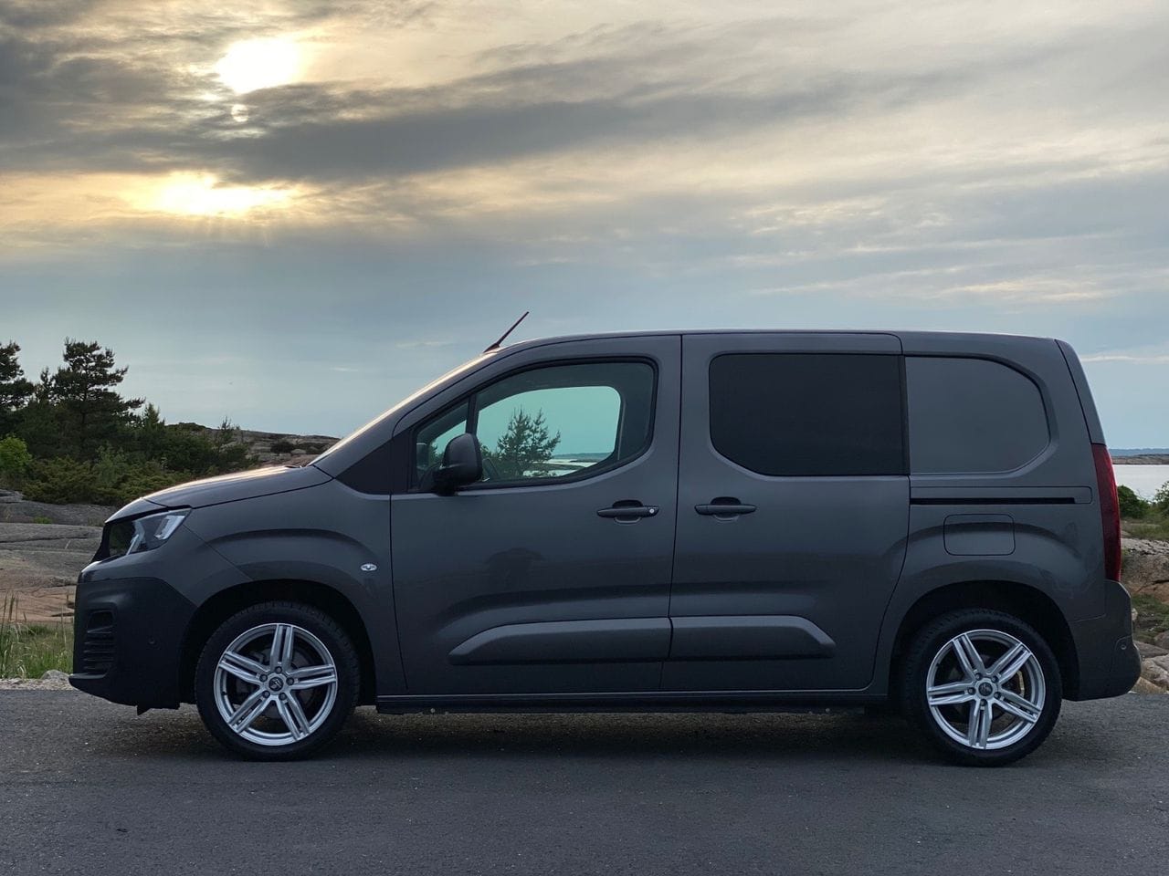 Peugeot Partner med Aircondition