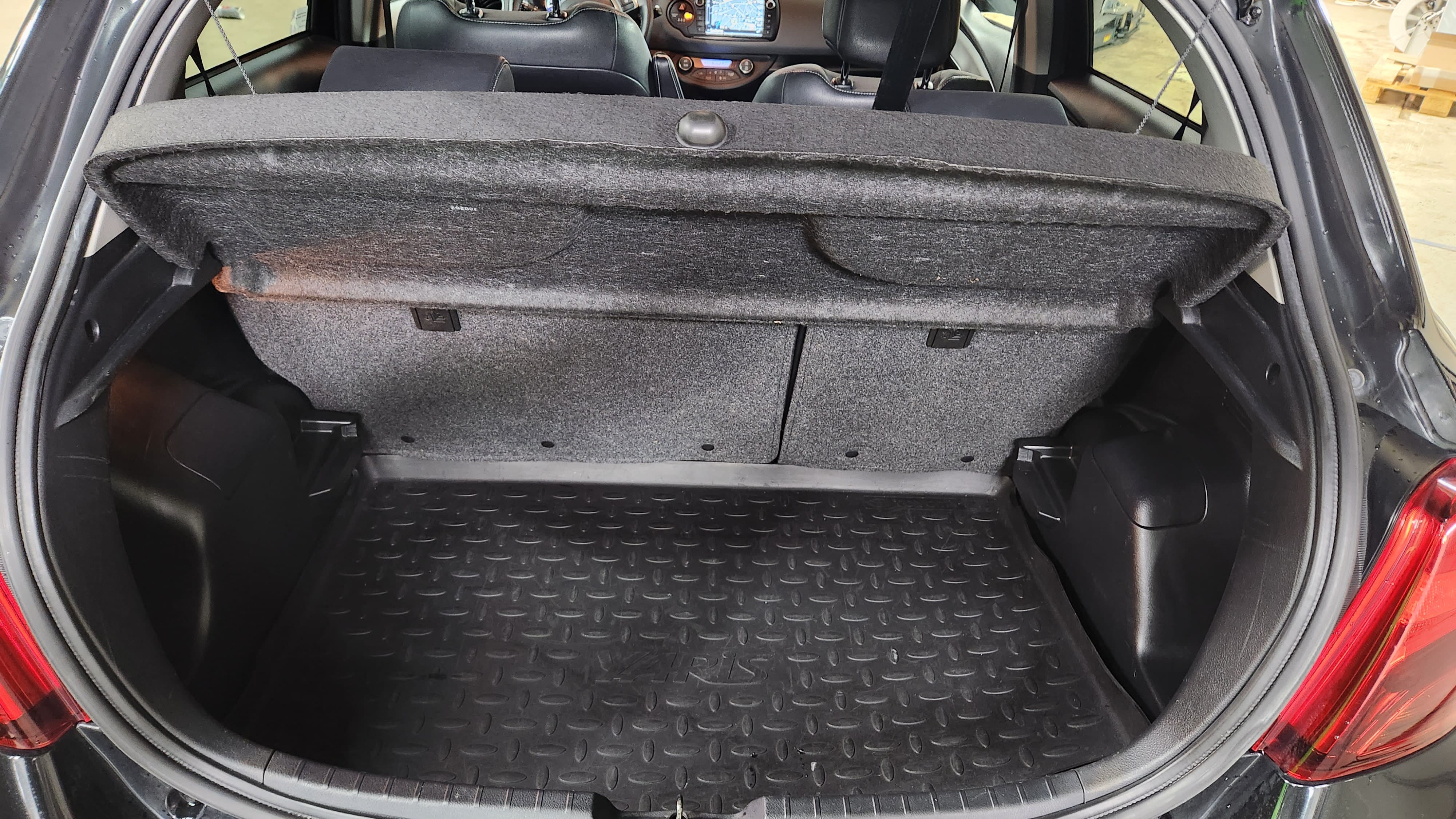 Toyota Yaris Hybrid 1,5 Bensin/Hybrid, Automat med Lydinngang