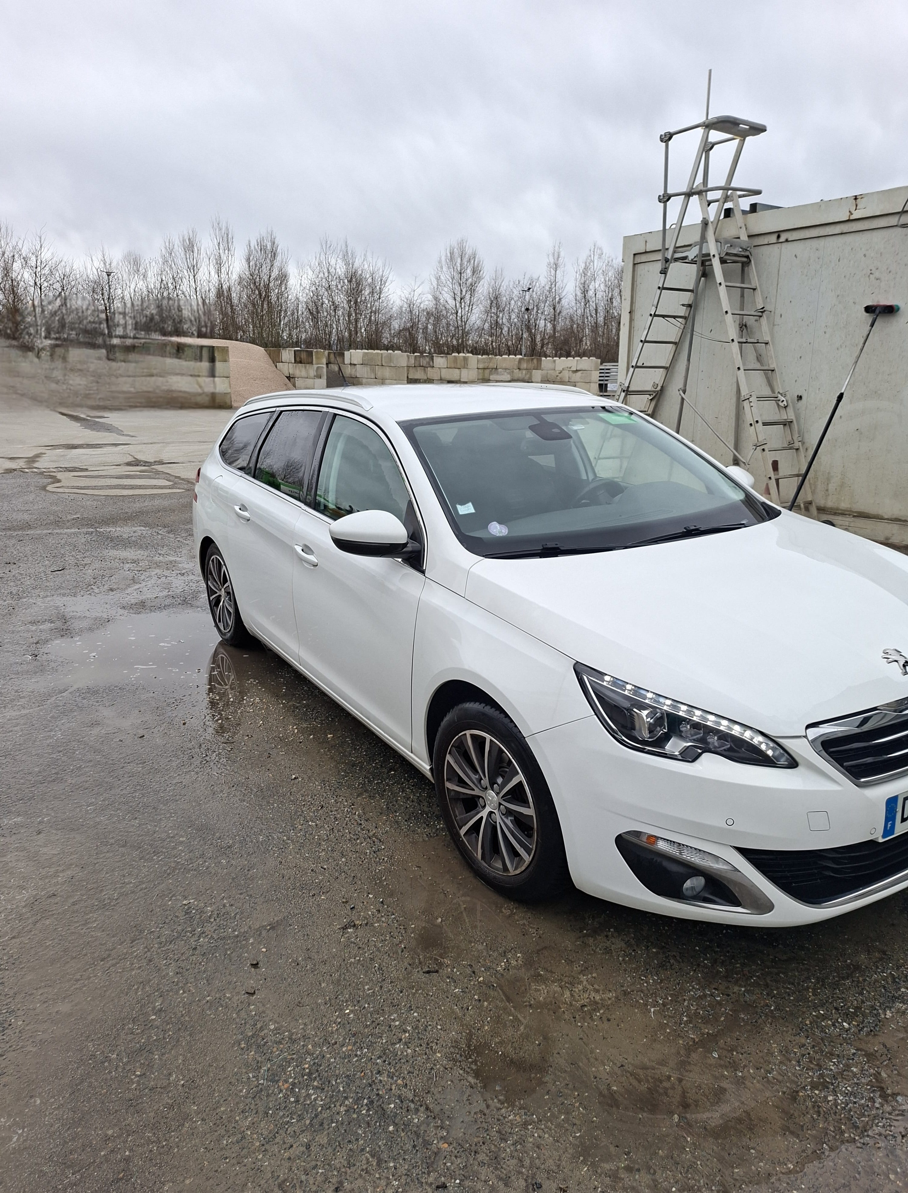 Peugeot 308 SW avec Climatisation