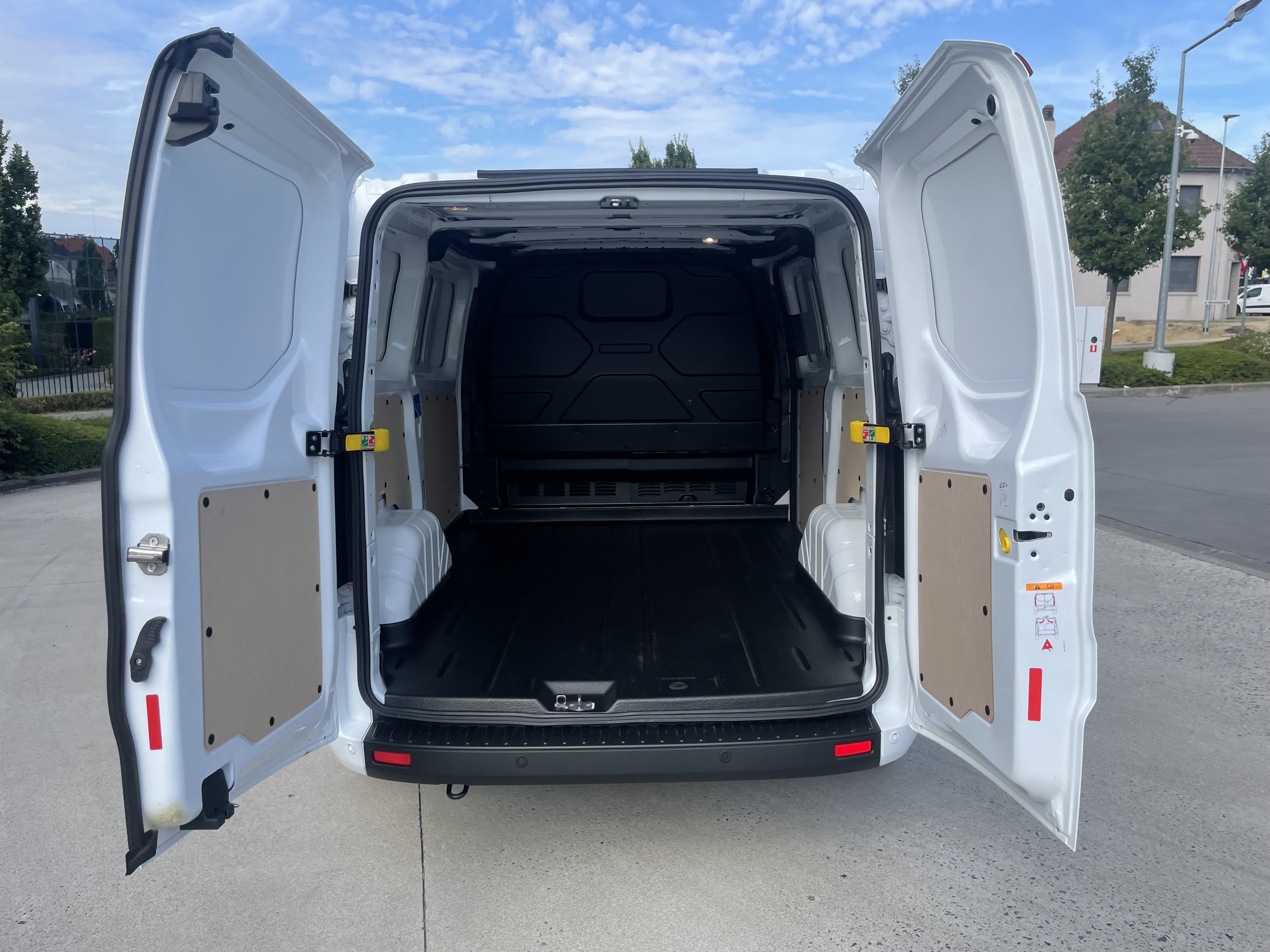 Ford Transit Custom Fourgon met Apple CarPlay