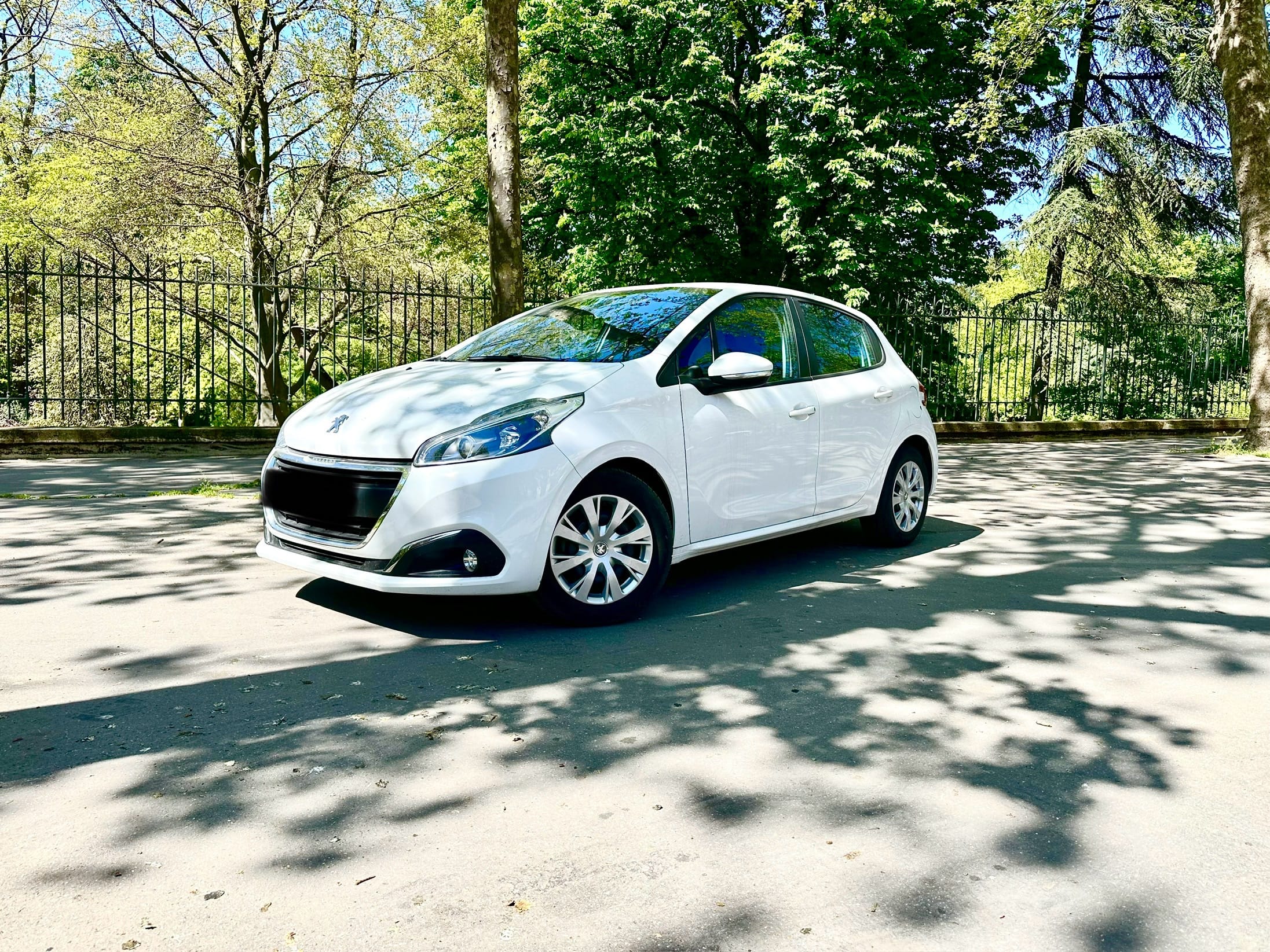 Peugeot 208 FF710, 2019, Essence 95