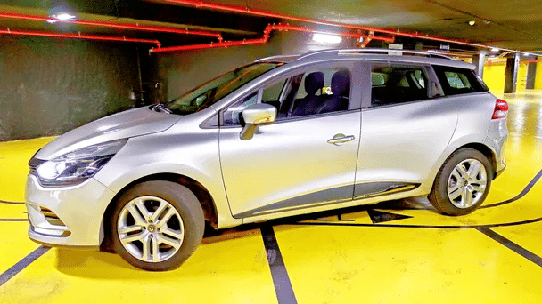 Renault Clio Estate ES061XP avec Régulateur de vitesse