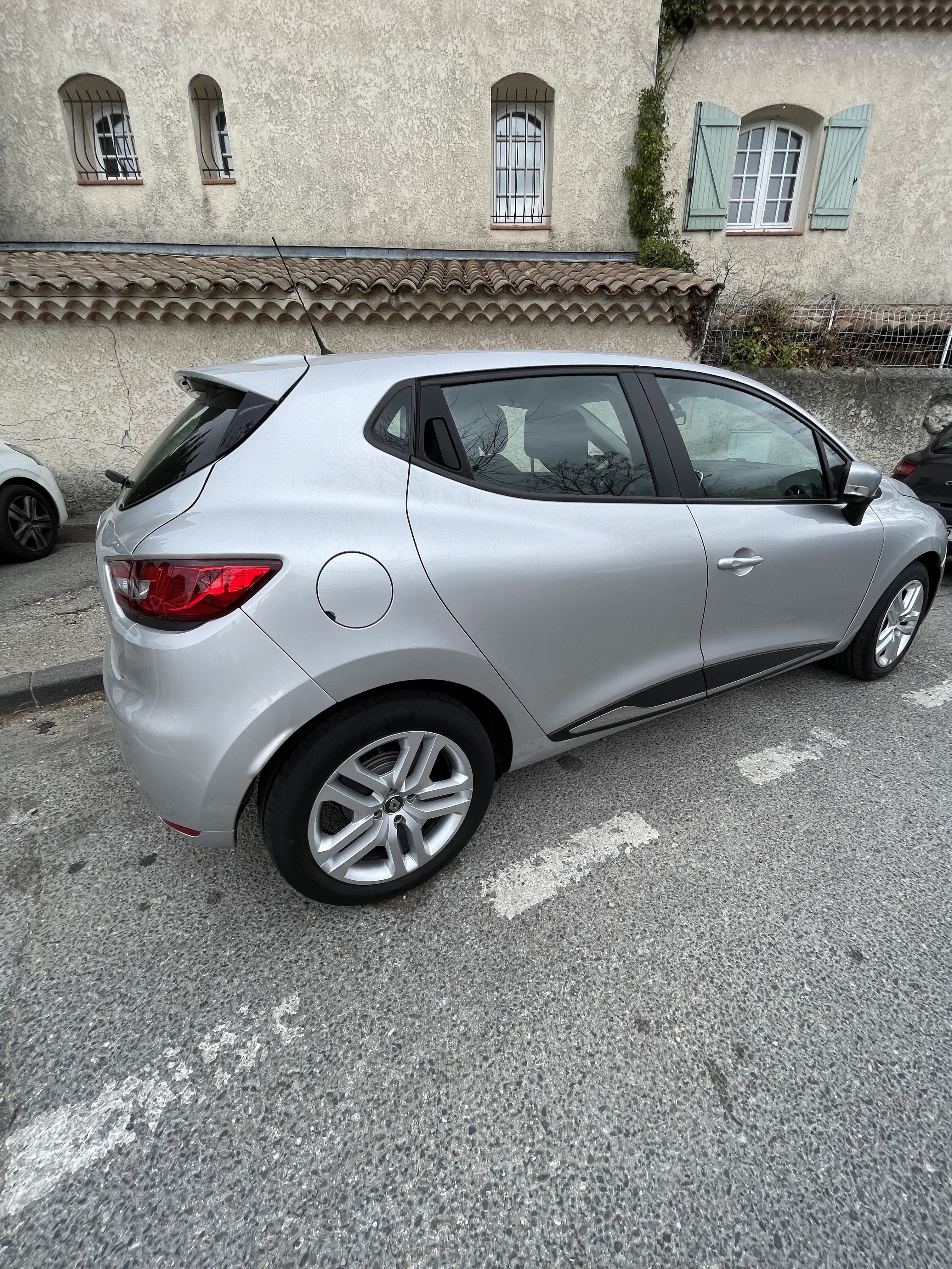 Renault Clio avec Climatisation