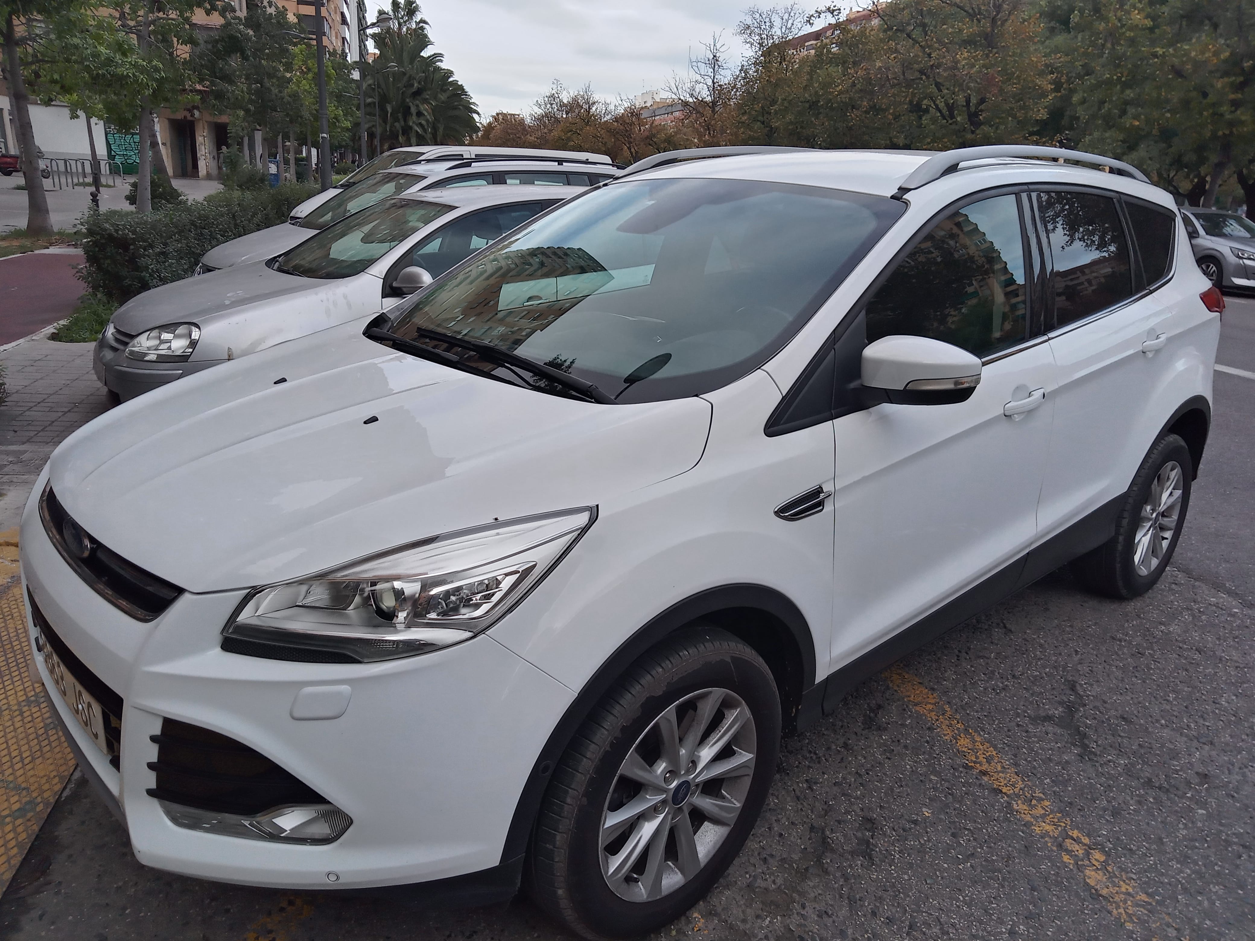 Ford Kuga con Silla infantil