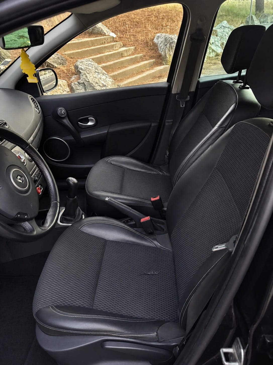 Renault Clio avec Climatisation