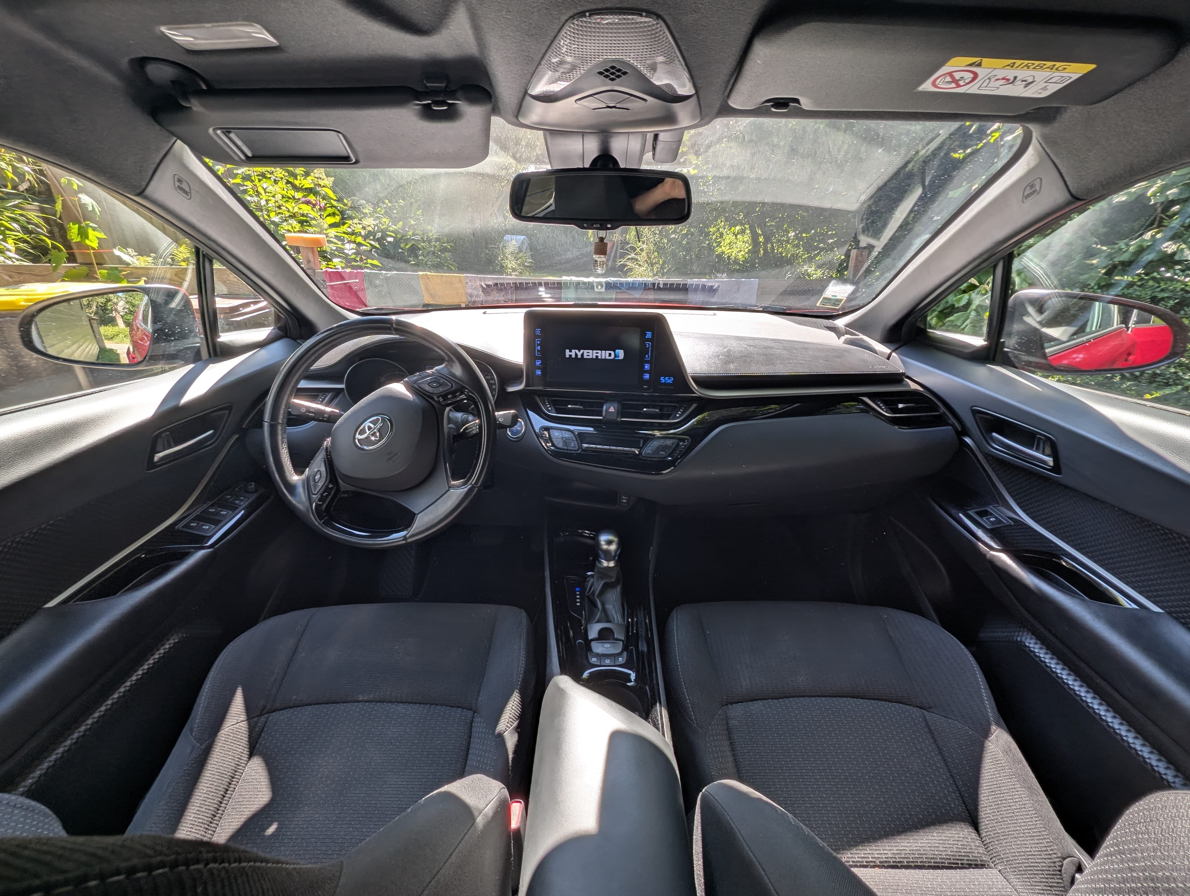 Toyota C-HR Hybrid avec GPS