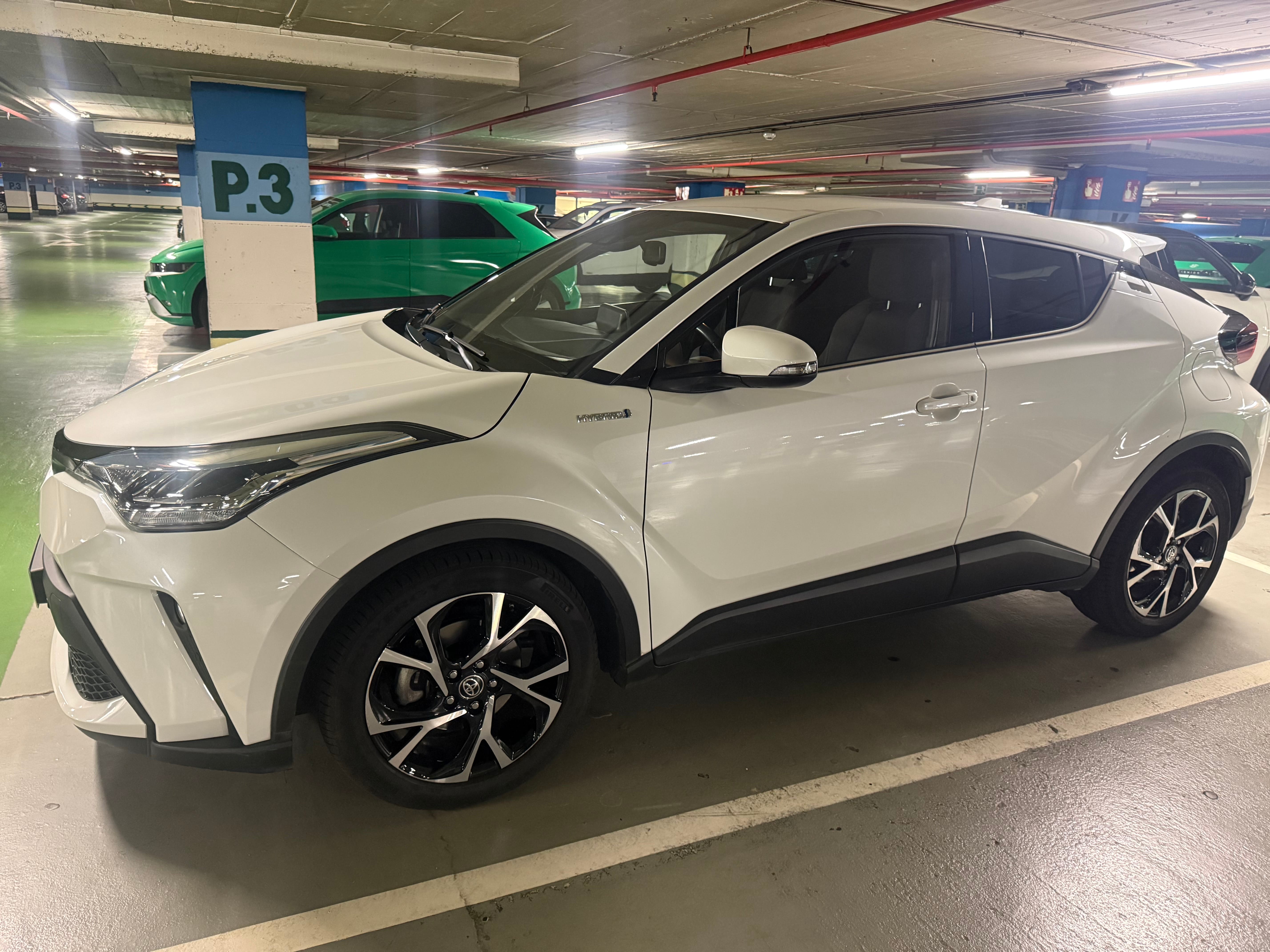 Toyota C-HR, 2022, Gasolina 95 / Eléctrico (híbrido), Automático