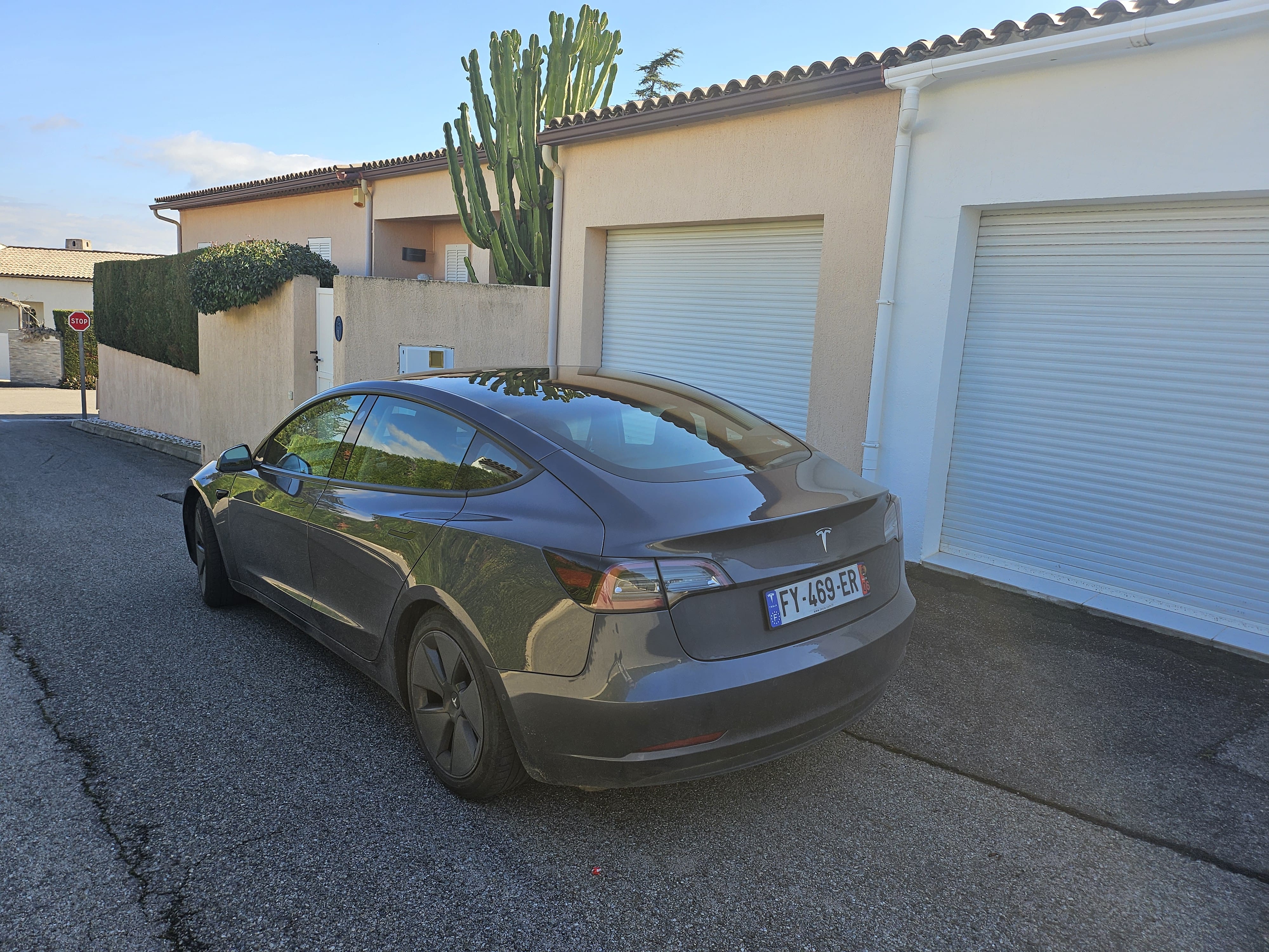 Tesla Model 3 Standard Range Plus avec Climatisation