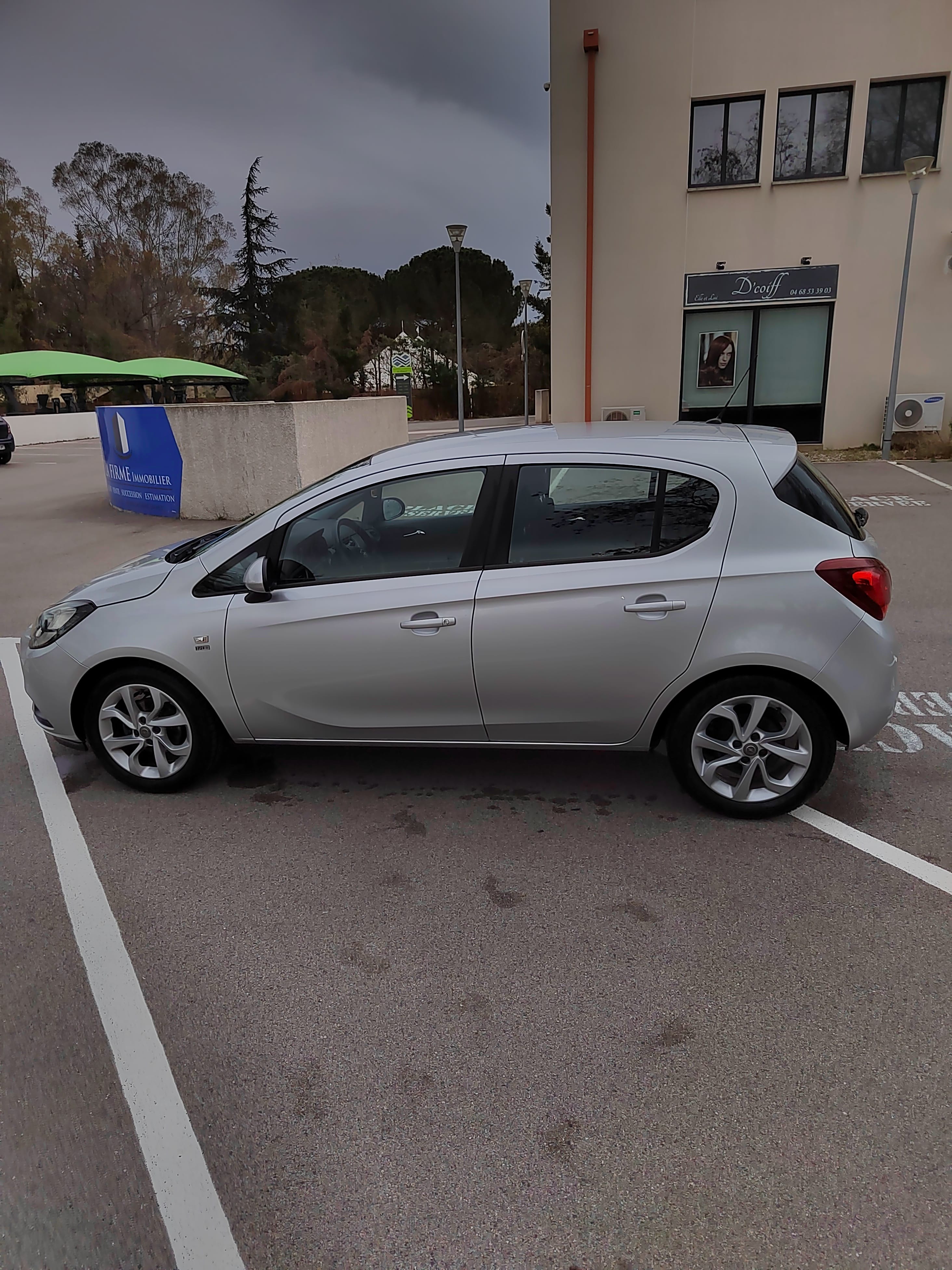 Opel Corsa avec Régulateur de vitesse