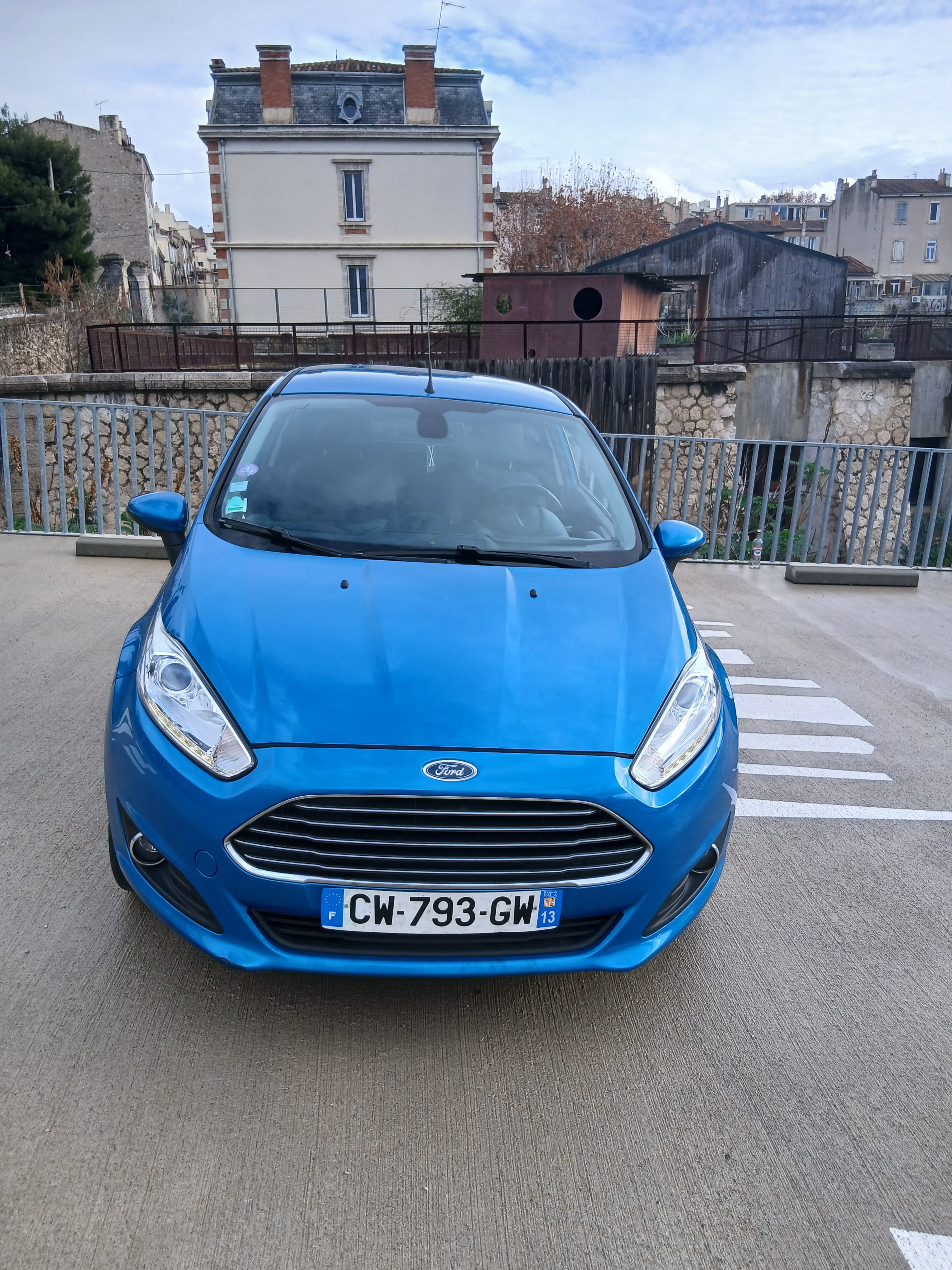 Ford Fiesta Titanium avec Audio Bluetooth