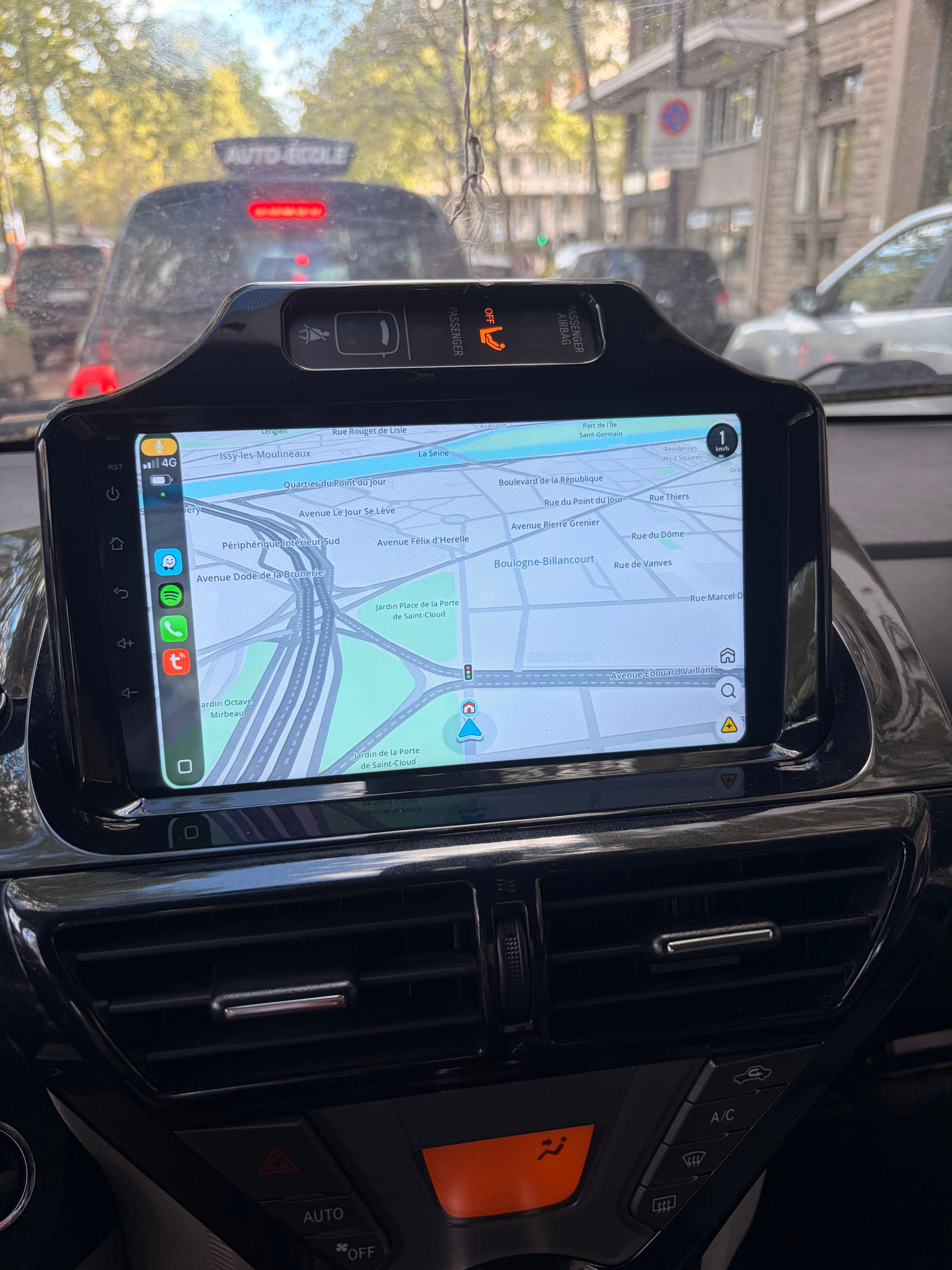 Toyota Iq 1,3L avec Android Auto