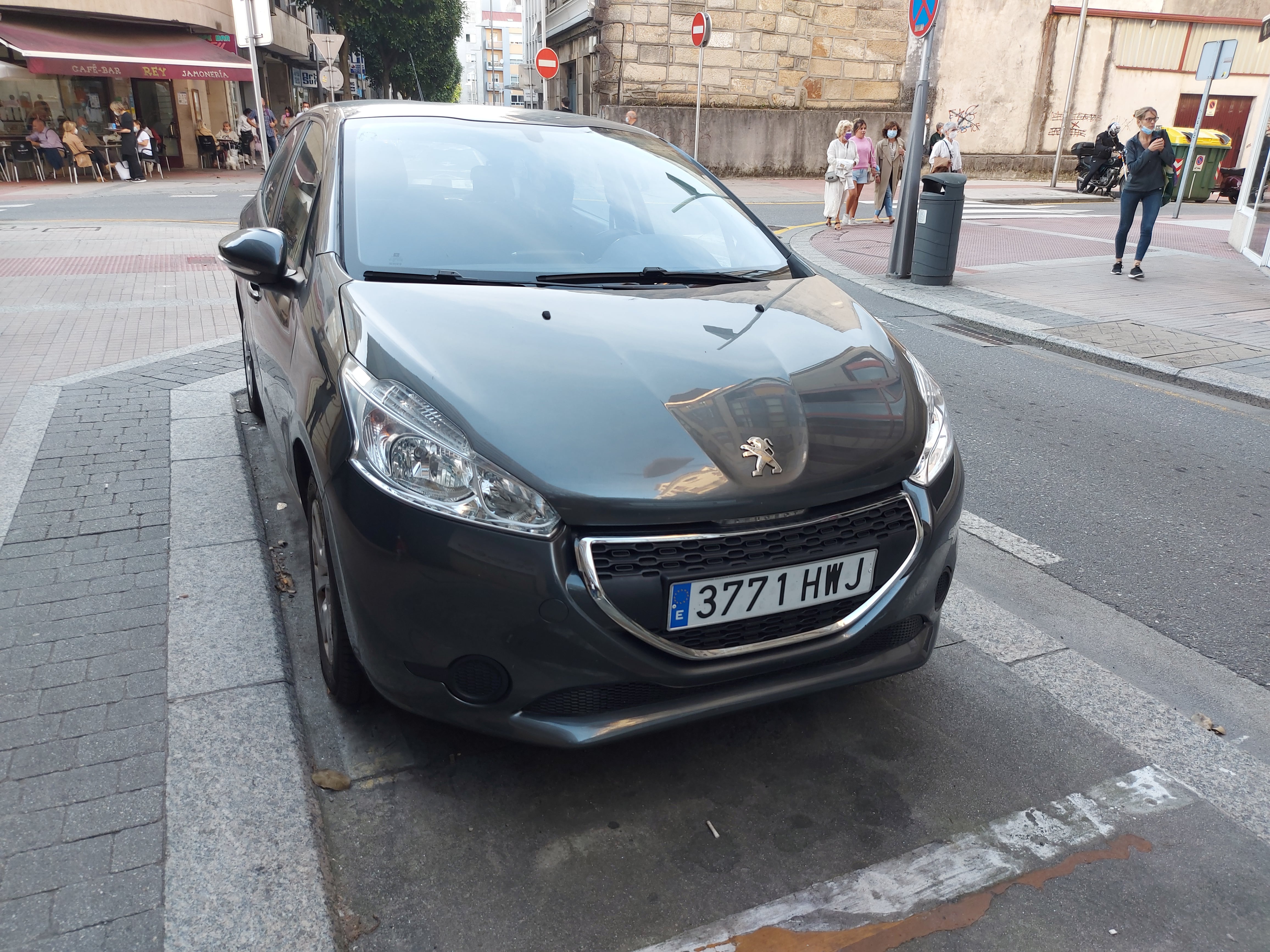 Peugeot 208, 2014, Diesel