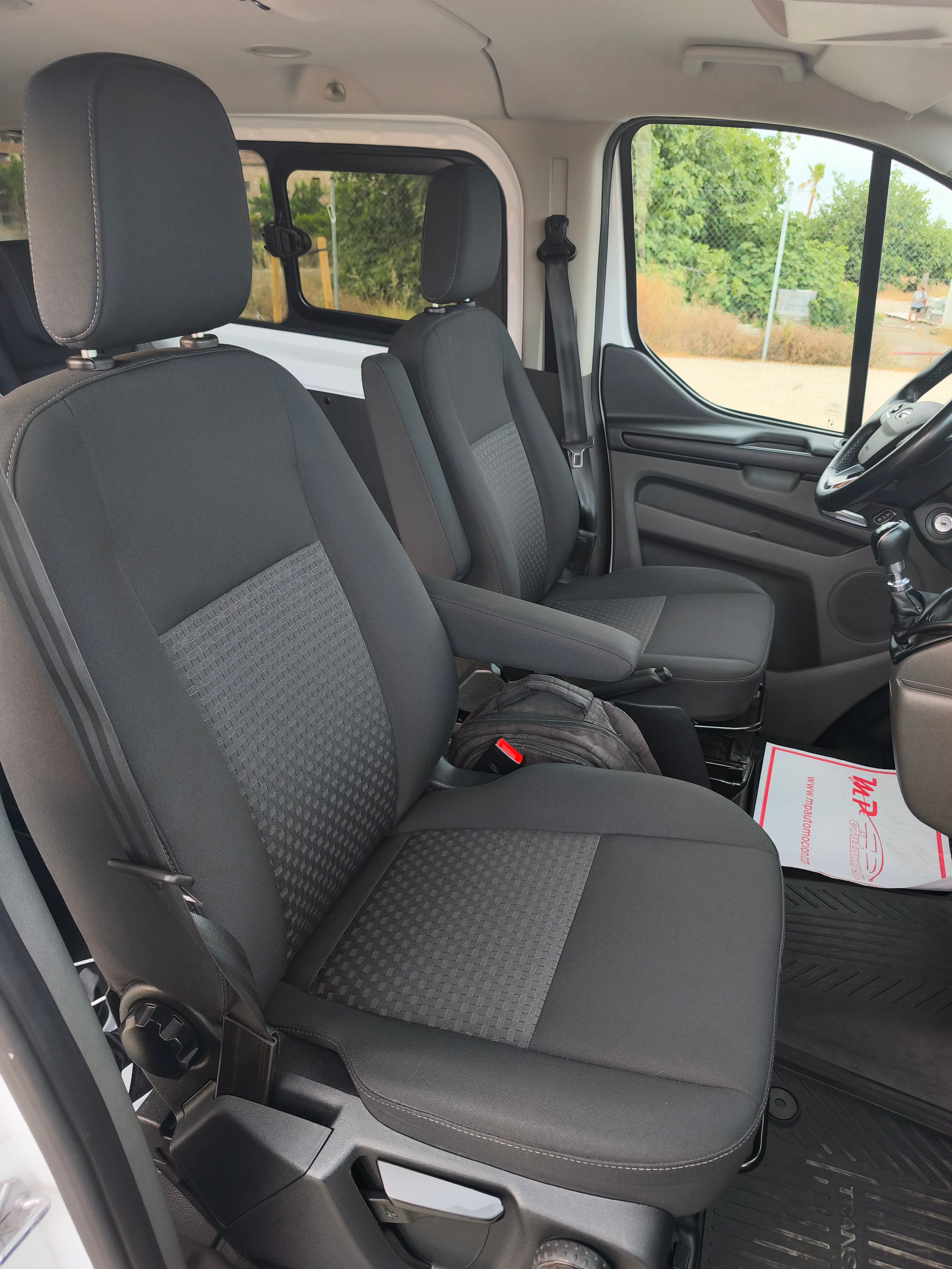 Ford Transit Custom Kombi con Silla infantil