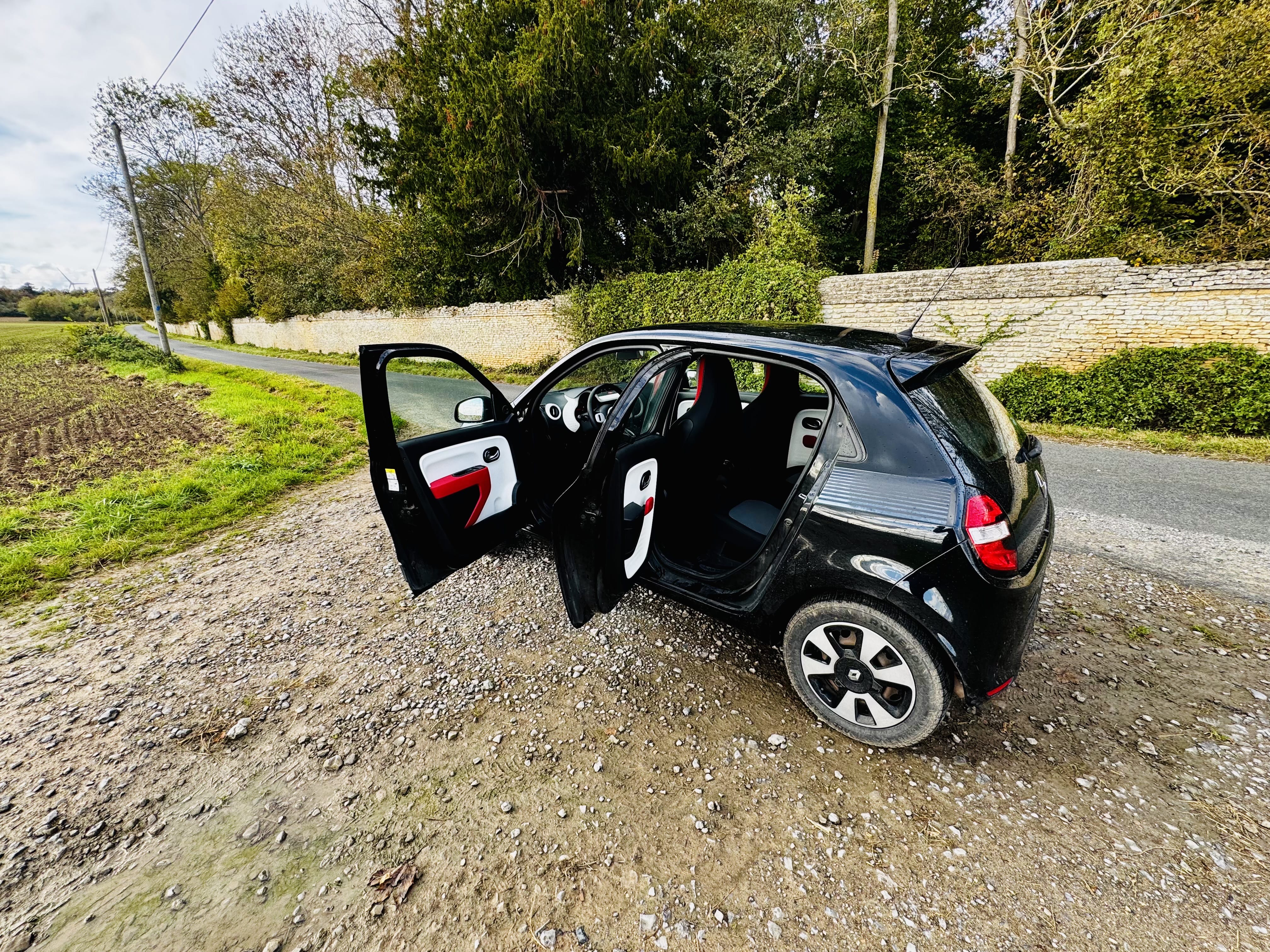 Renault Twingo III 1.0L 70ch avec Climatisation