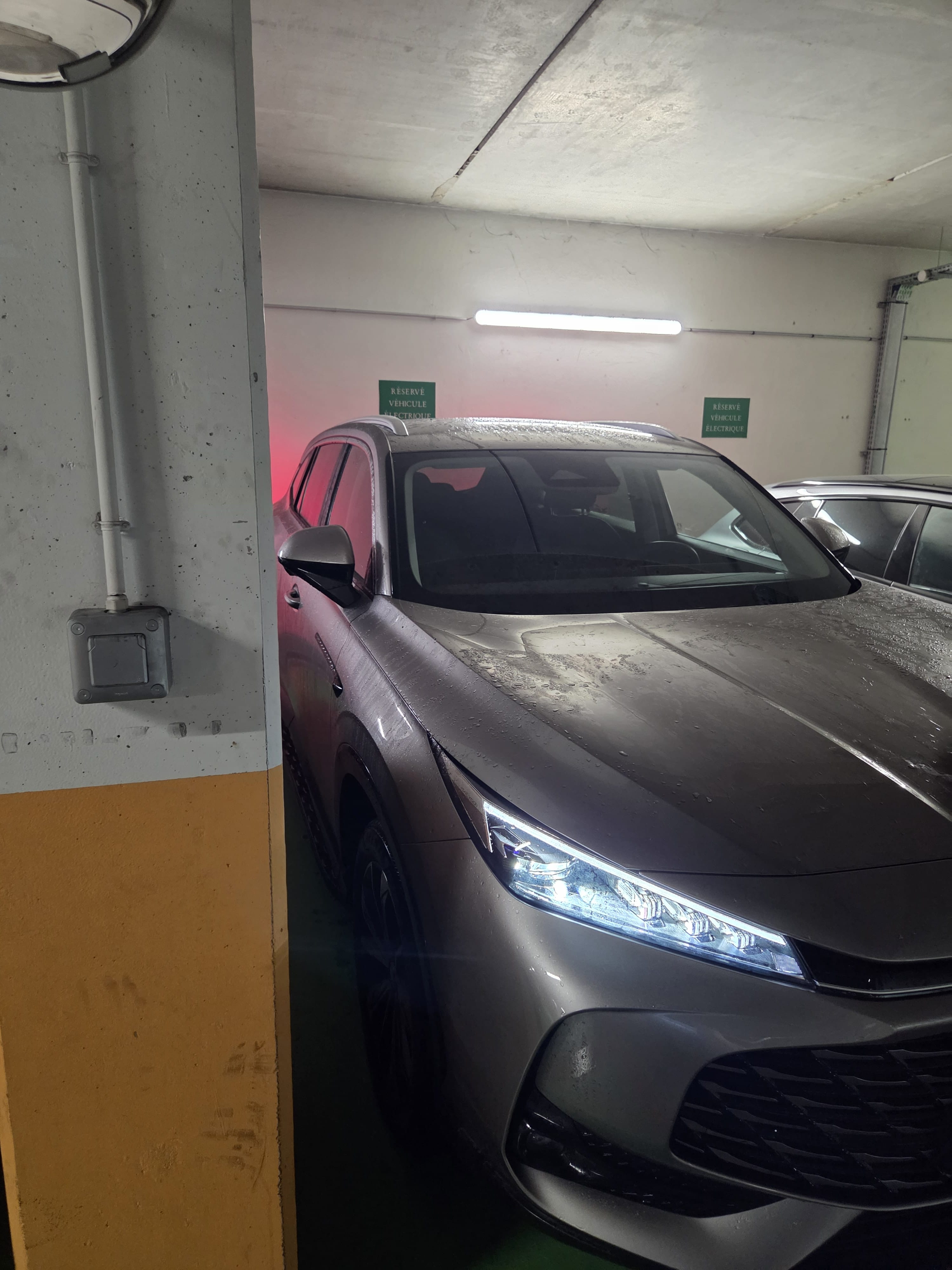 MG EHS avec Coffre de toit