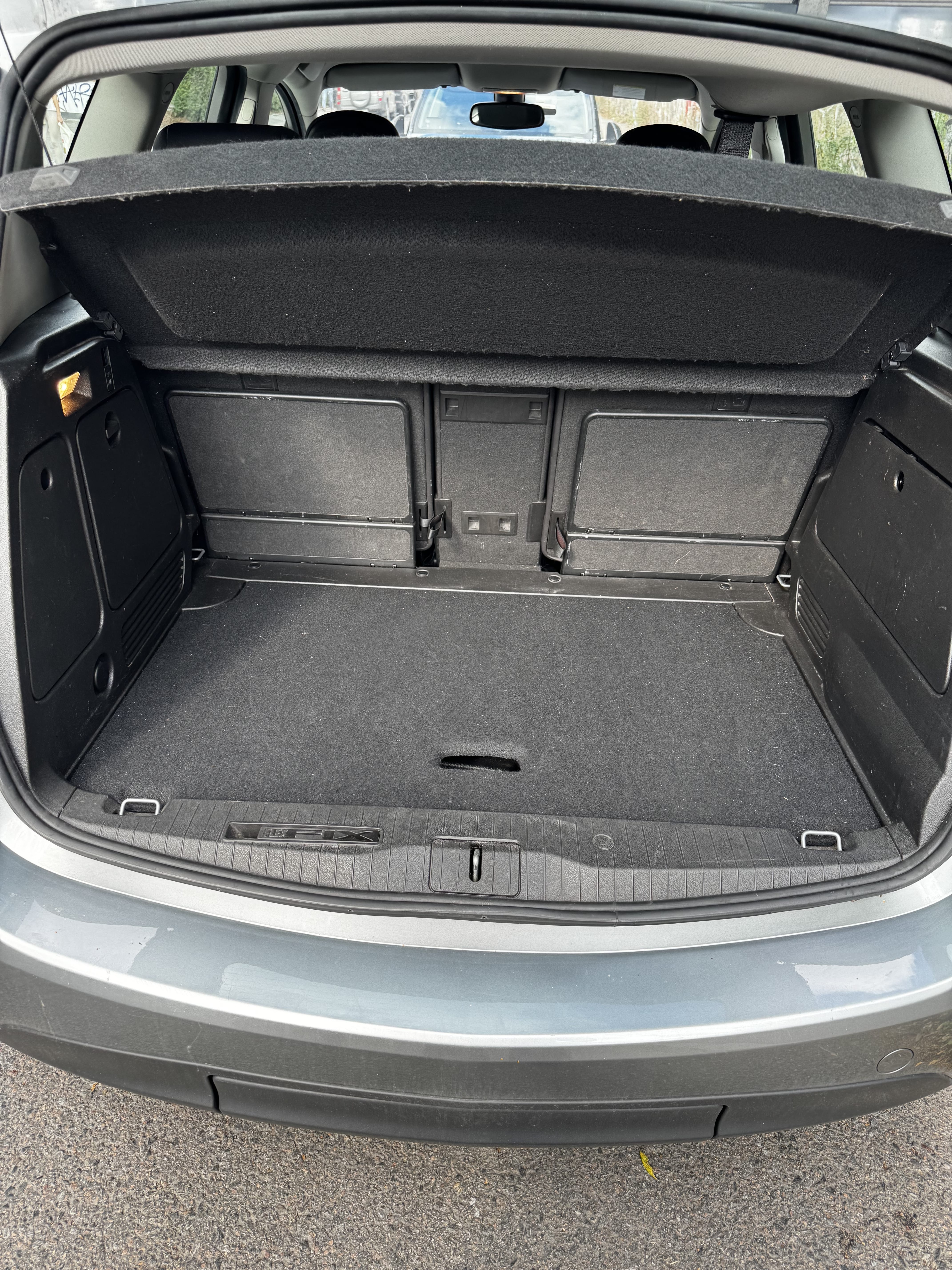 Opel Meriva med Lydinngang
