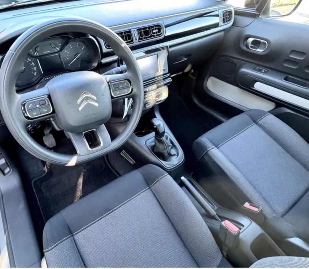 Citroen C3 met Autostoel baby