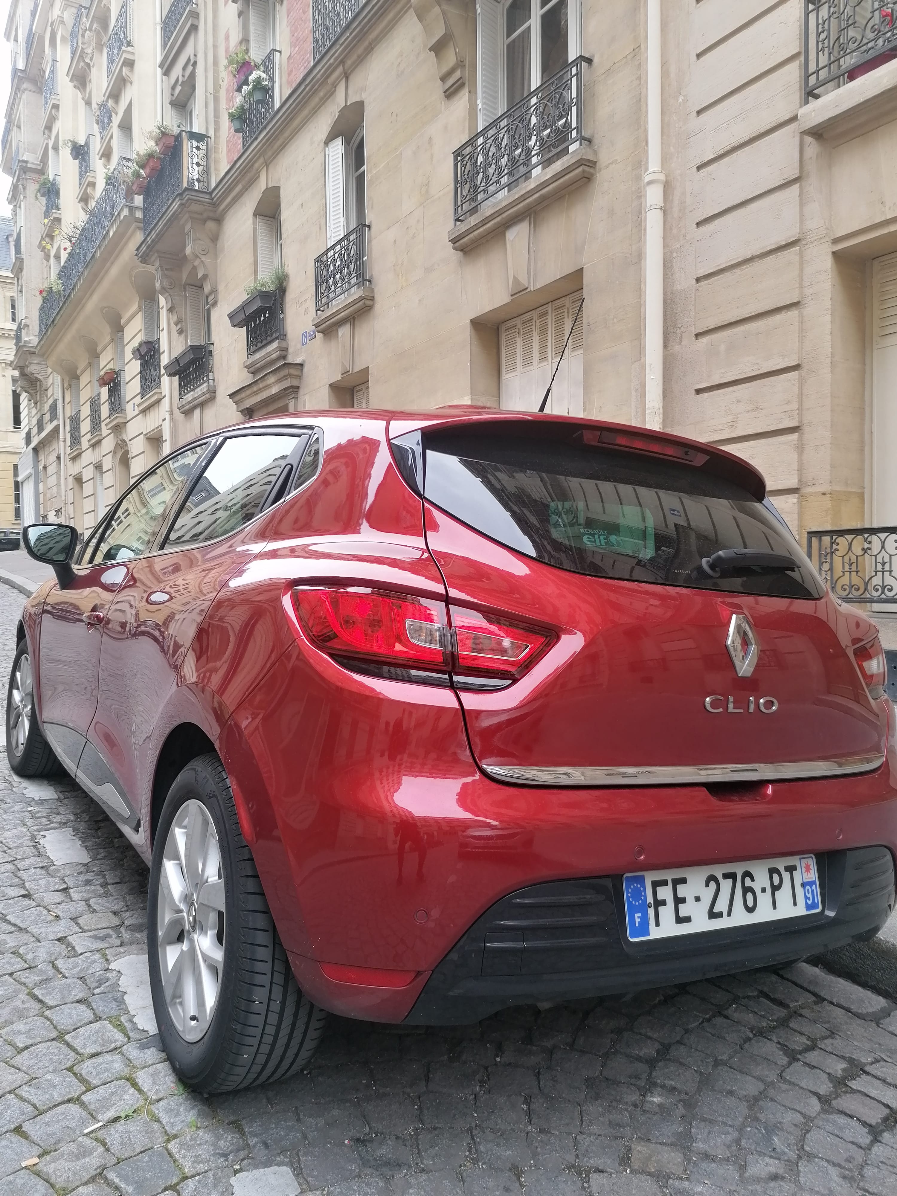 Renault Clio avec GPS