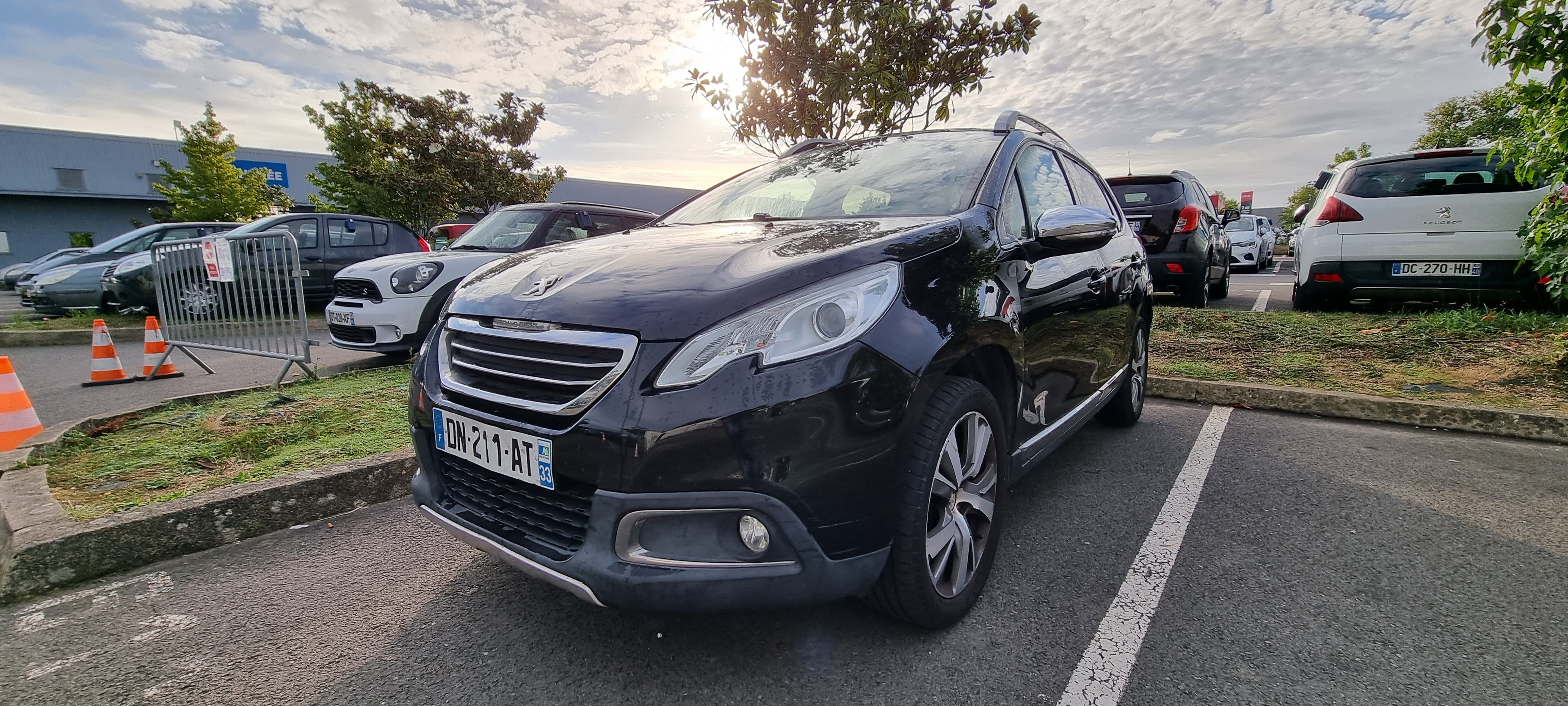 Peugeot 2008, 2015, Essence 95