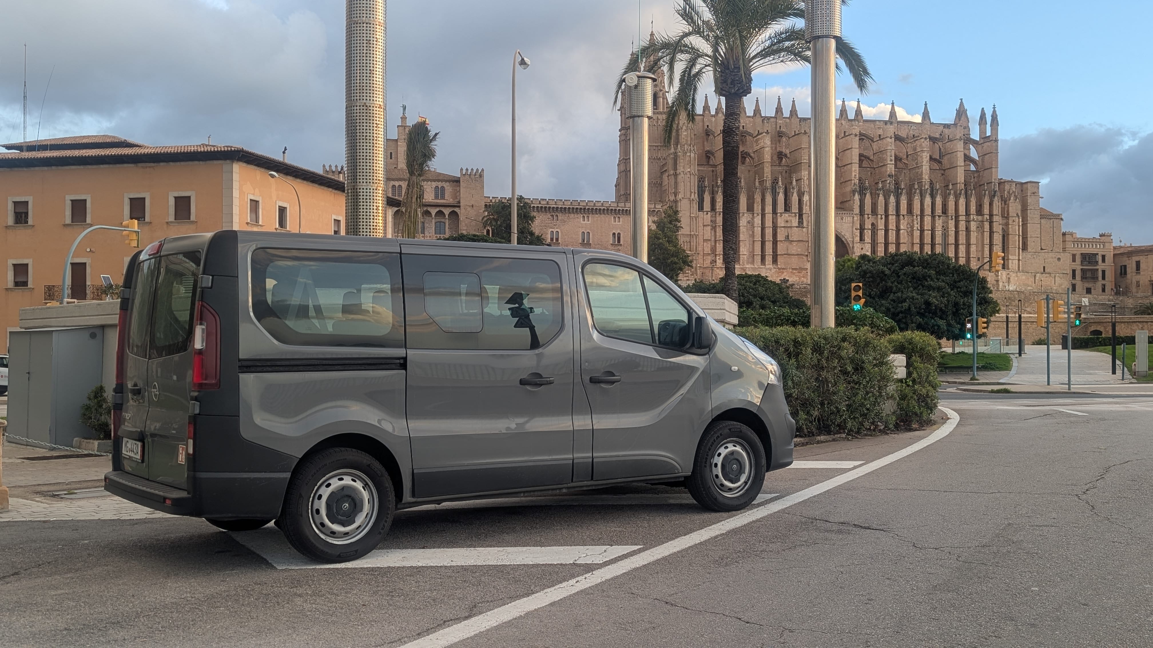 Opel Vivaro Combi con Control de velocidad