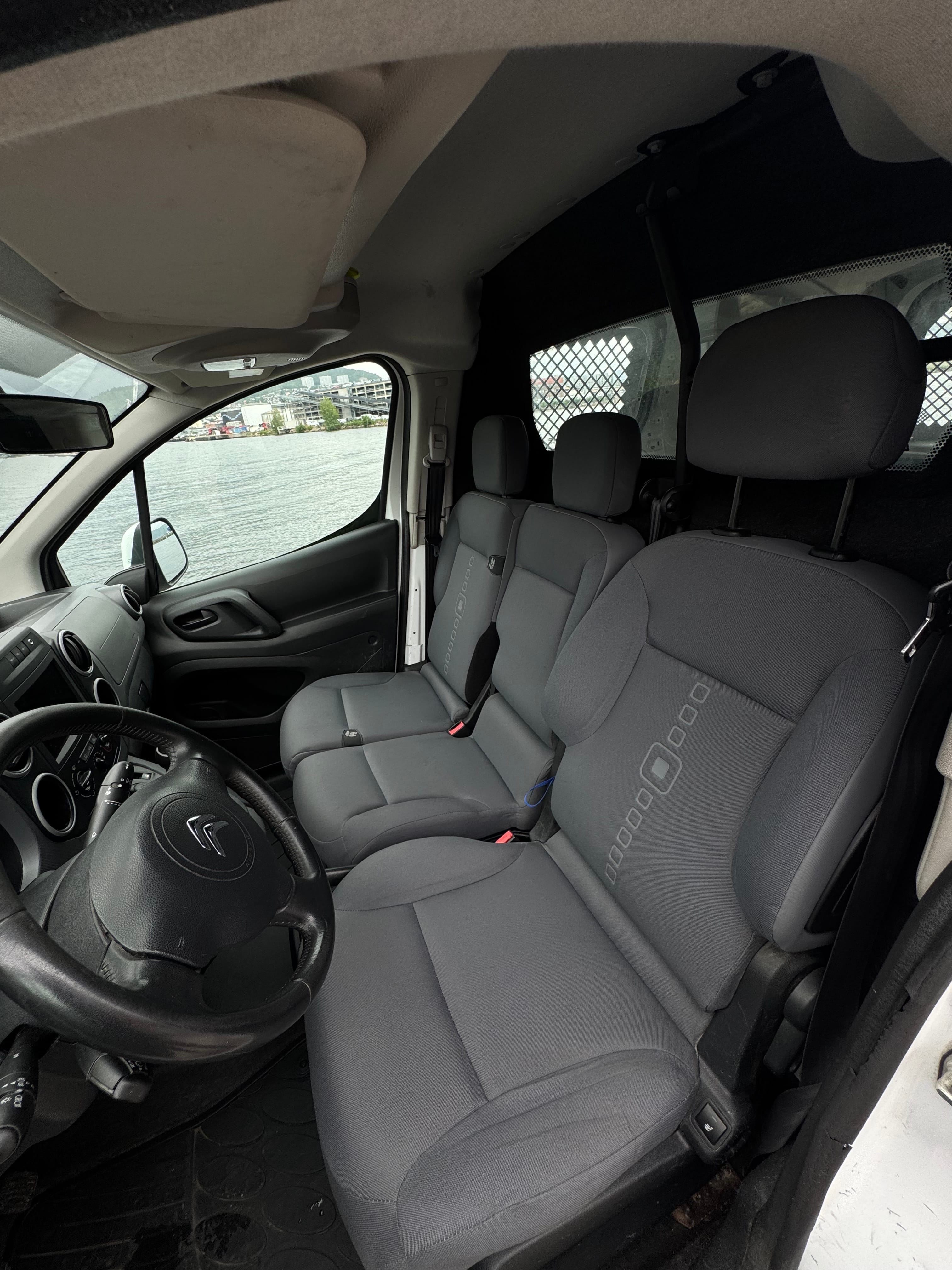 Citroen Berlingo med USB ladeuttak