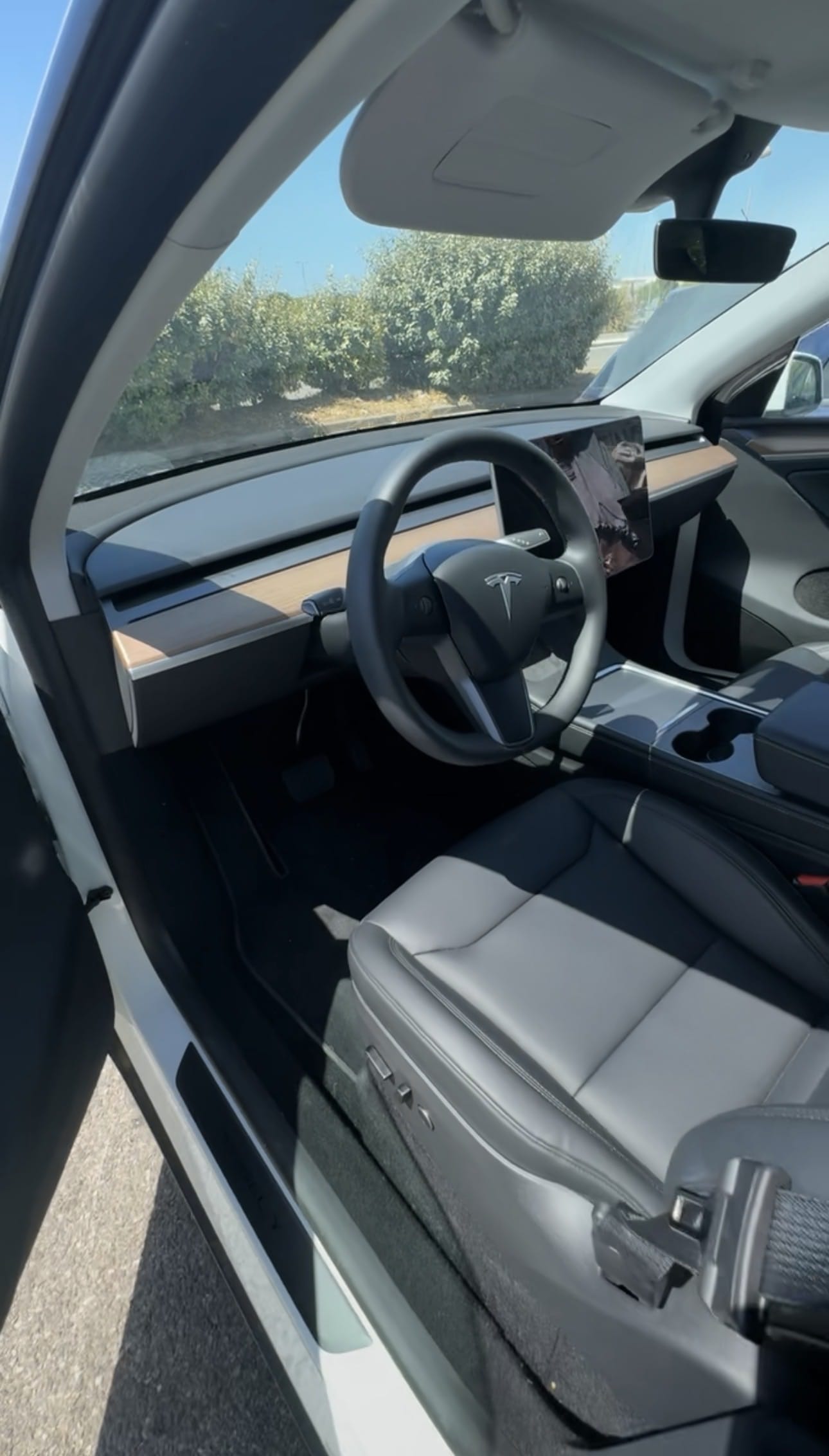 Tesla Model Y Long Range avec GPS