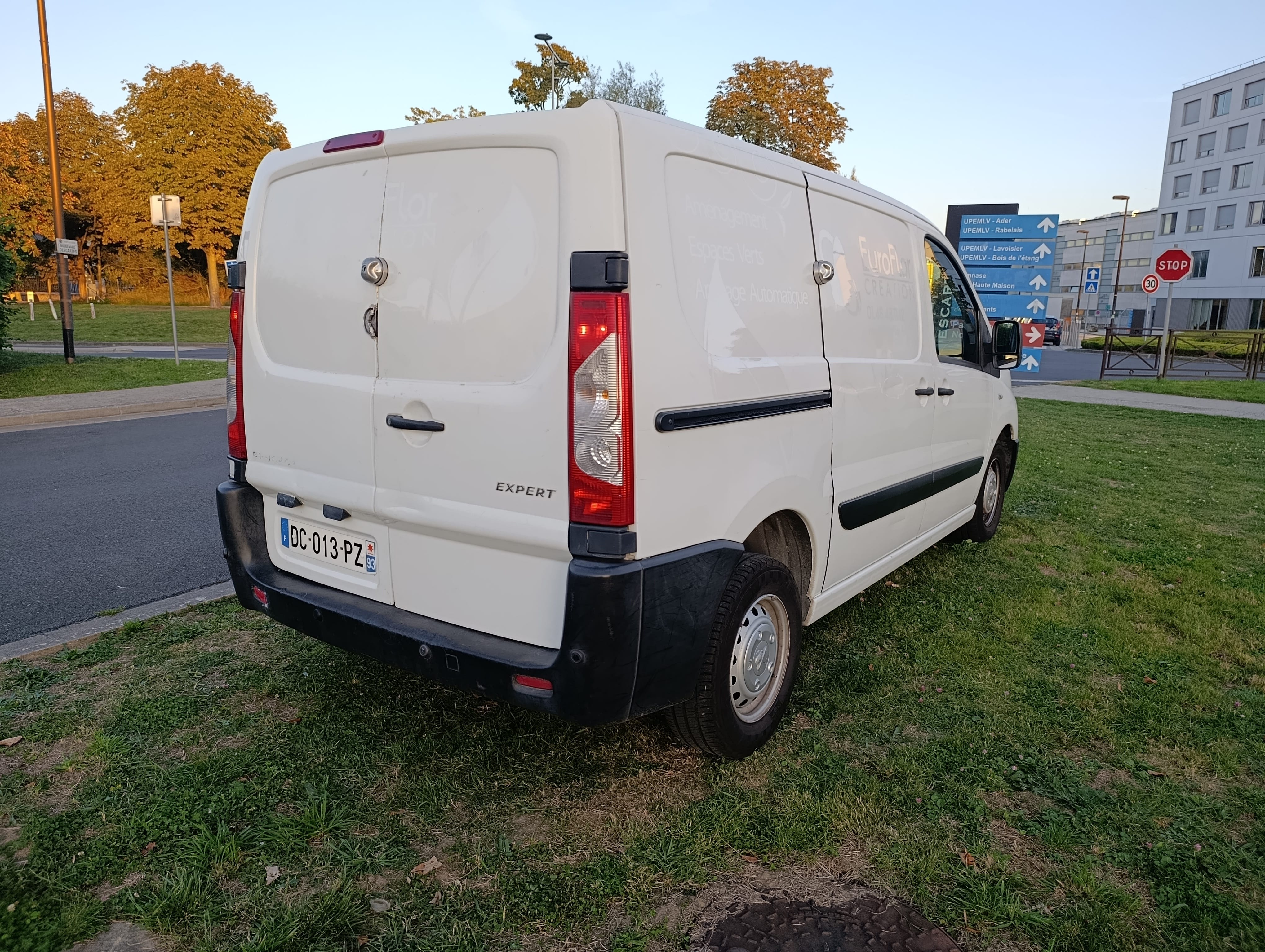 Peugeot Expert avec GPS
