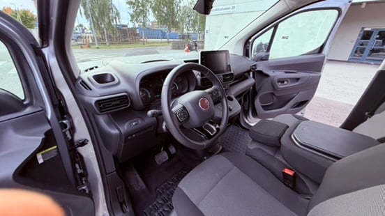 Fiat E-Doblo Cargo med GPS